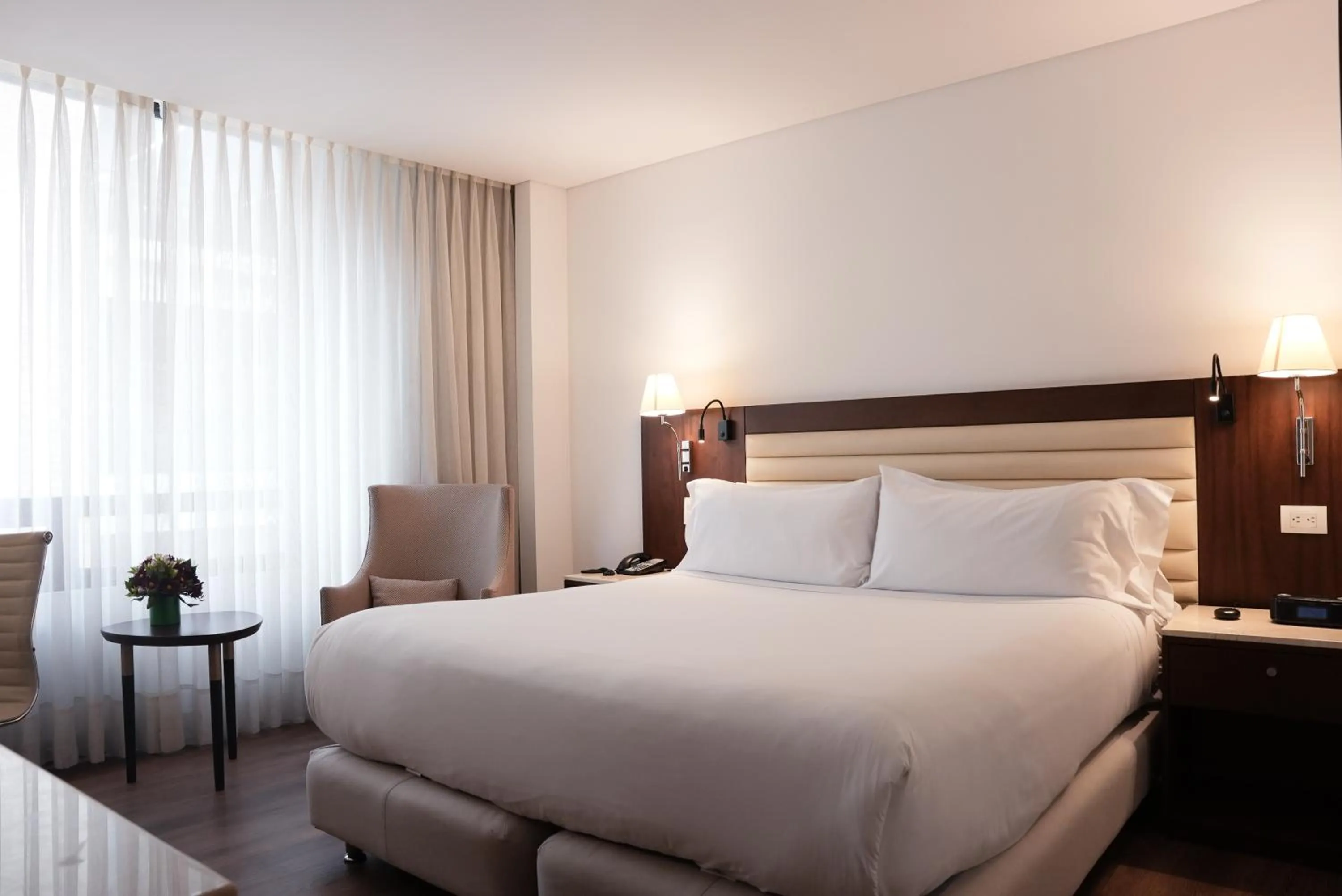 Bedroom, Bed in Hotel Chico 97 By OxoHotel