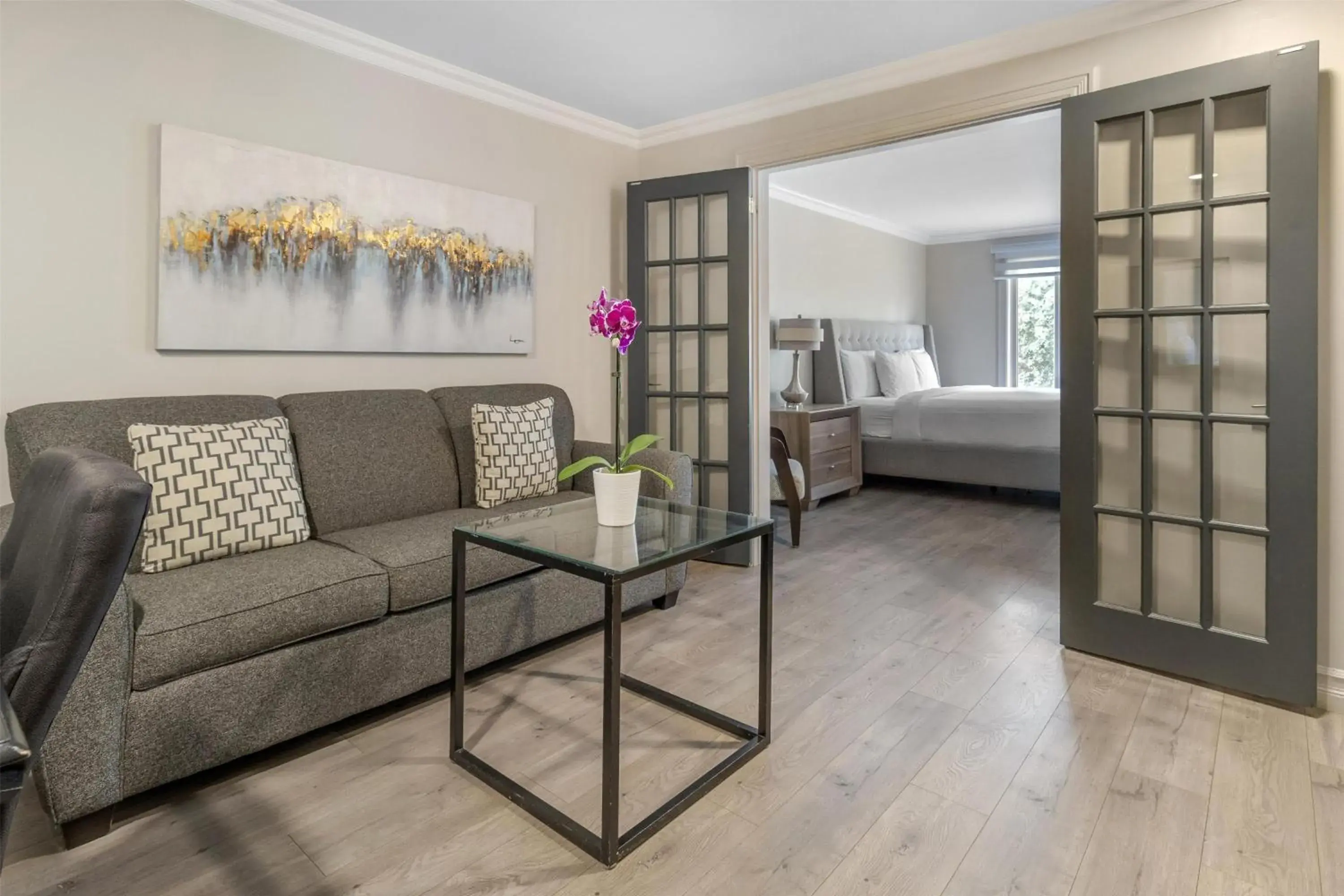 King Suite with Bath Tub - Disability Access in Dannys Suites, SureStay Collection by Best Western King Suite with Bath Tub - Disability Access in Dannys Suites, SureStay Collection by Best Western