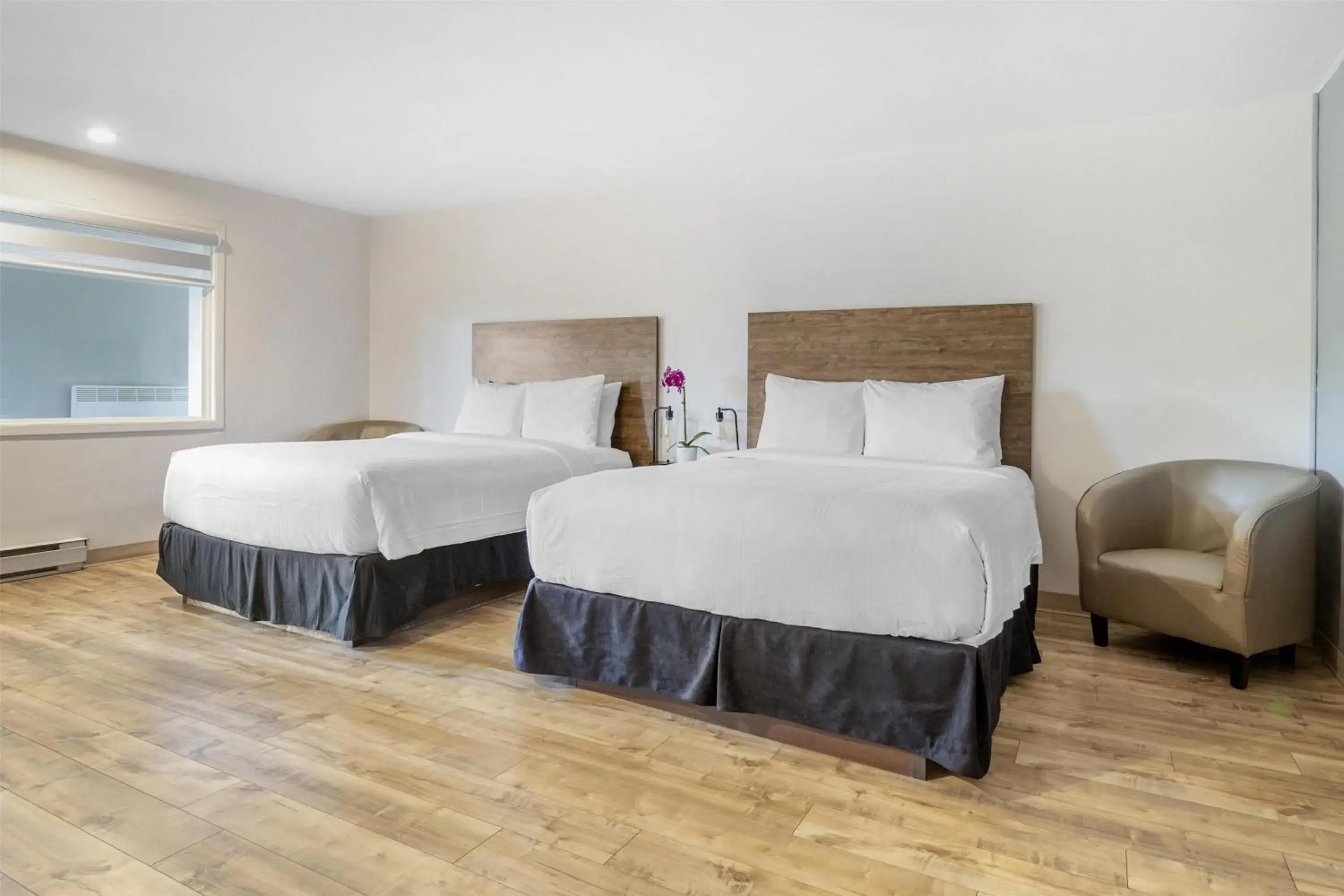 Double Room with Two Double Beds in Dannys Suites, SureStay Collection by Best Western Double Room with Two Double Beds in Dannys Suites, SureStay Collection by Best Western