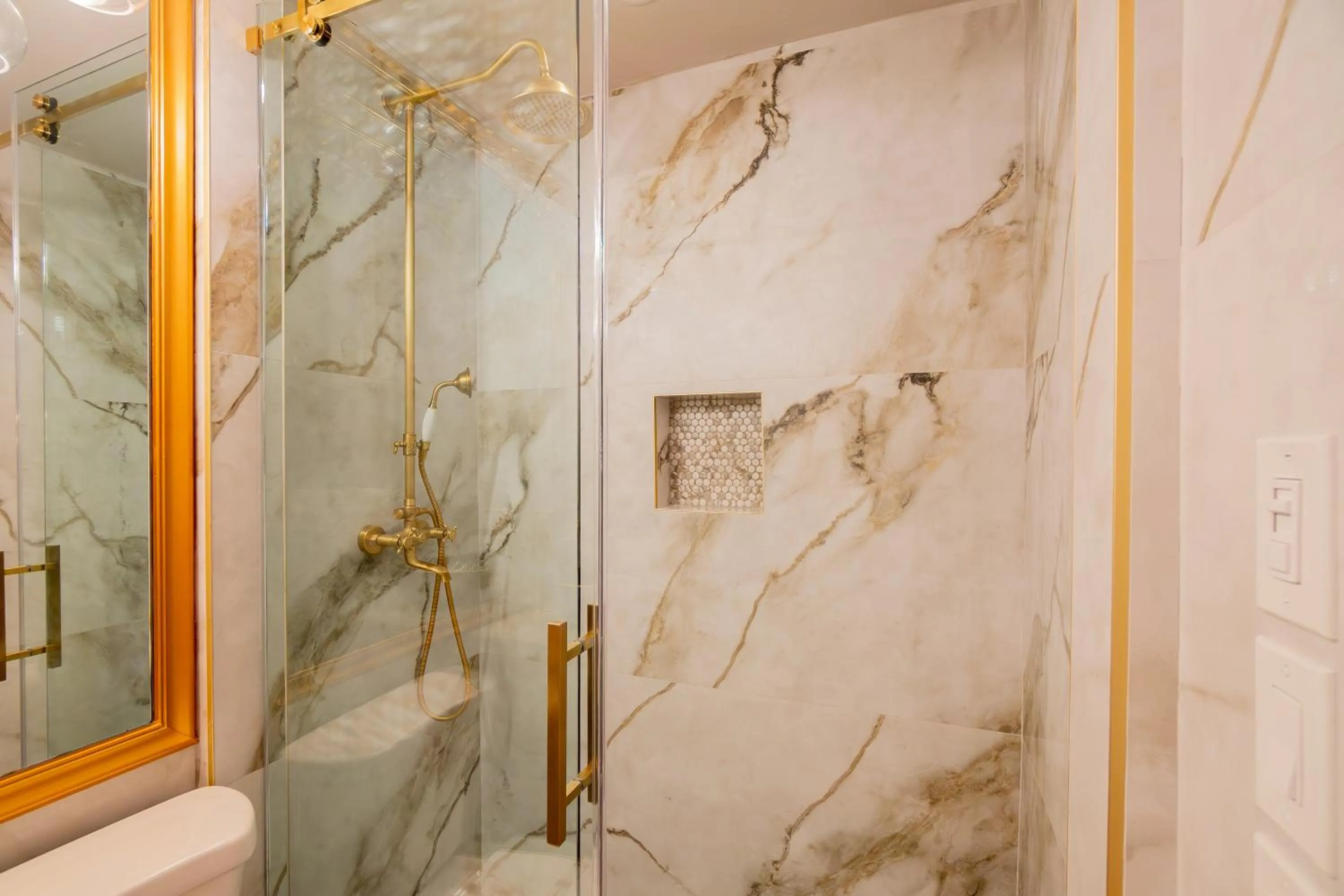 Hemingway Suites at Palm Beach Hotel Island