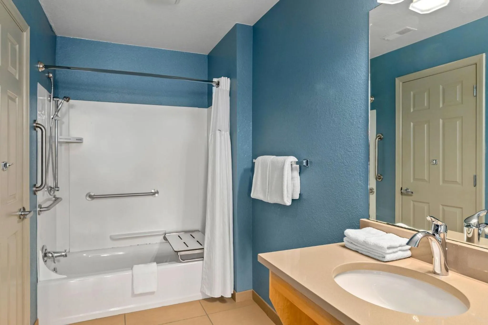 Bathroom in WorldMark Lake of the Ozarks