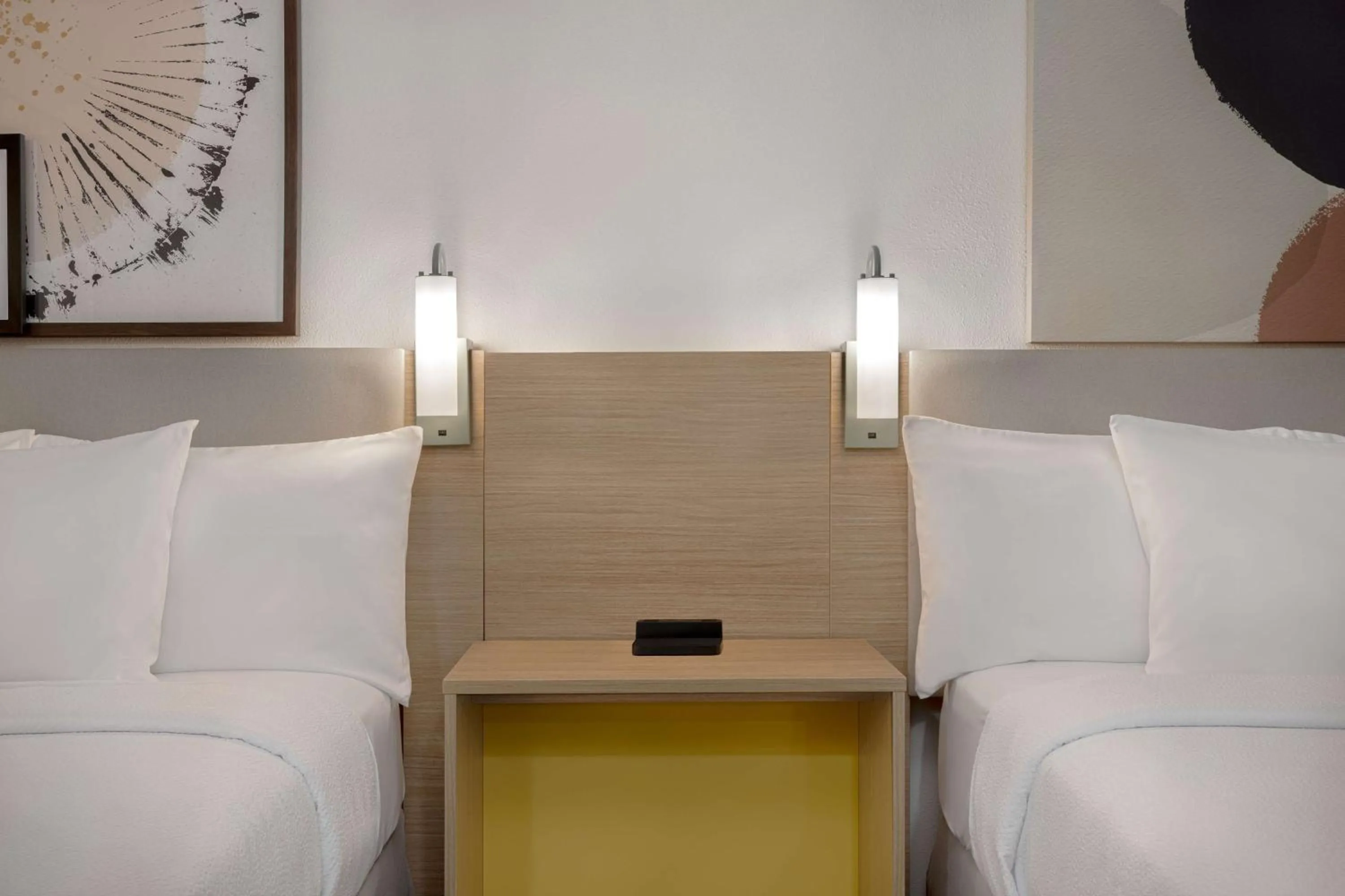 Bed in Quality Inn Bentonville-Rogers