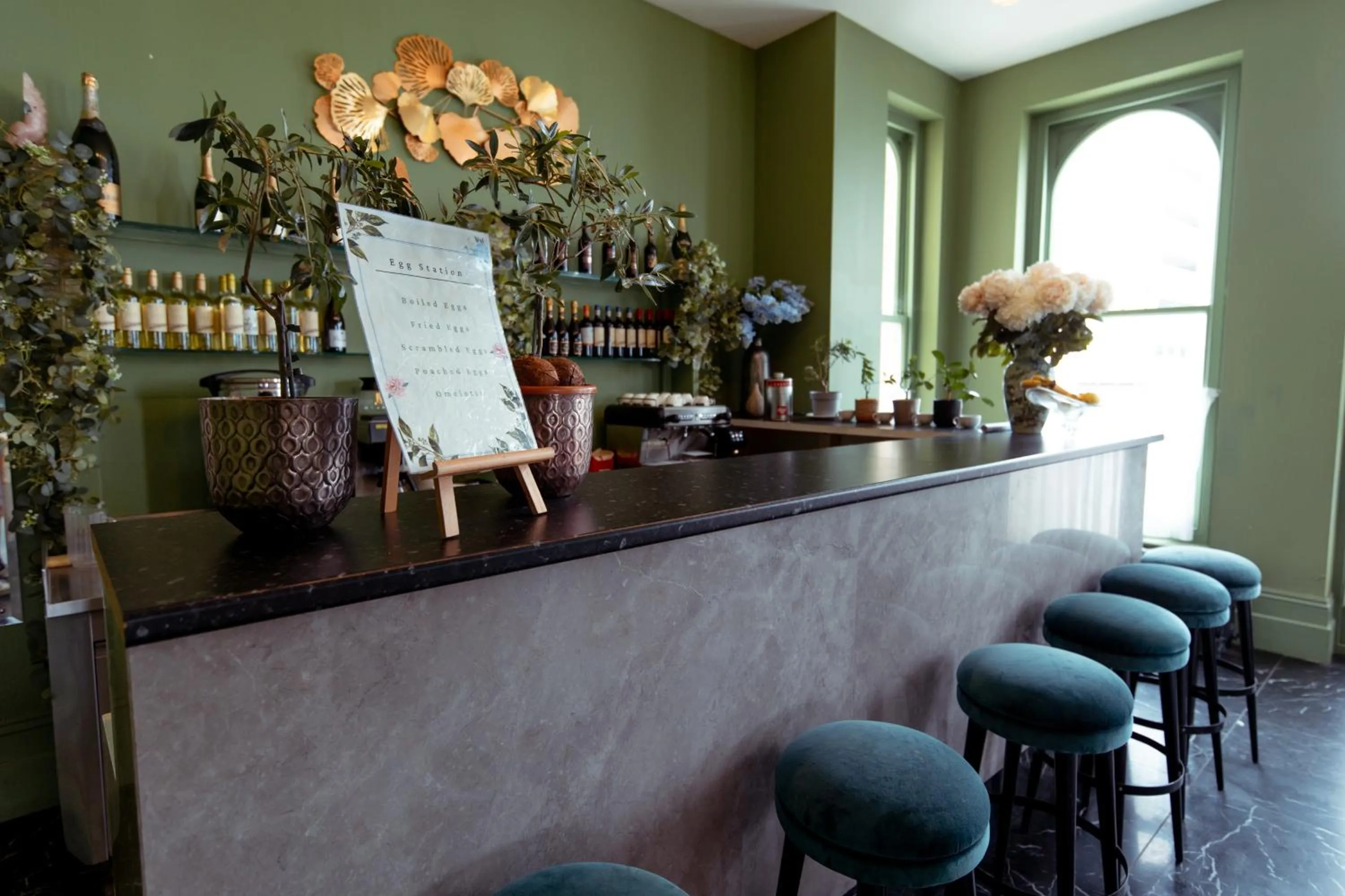 Breakfast in The Chatsworth Hotel