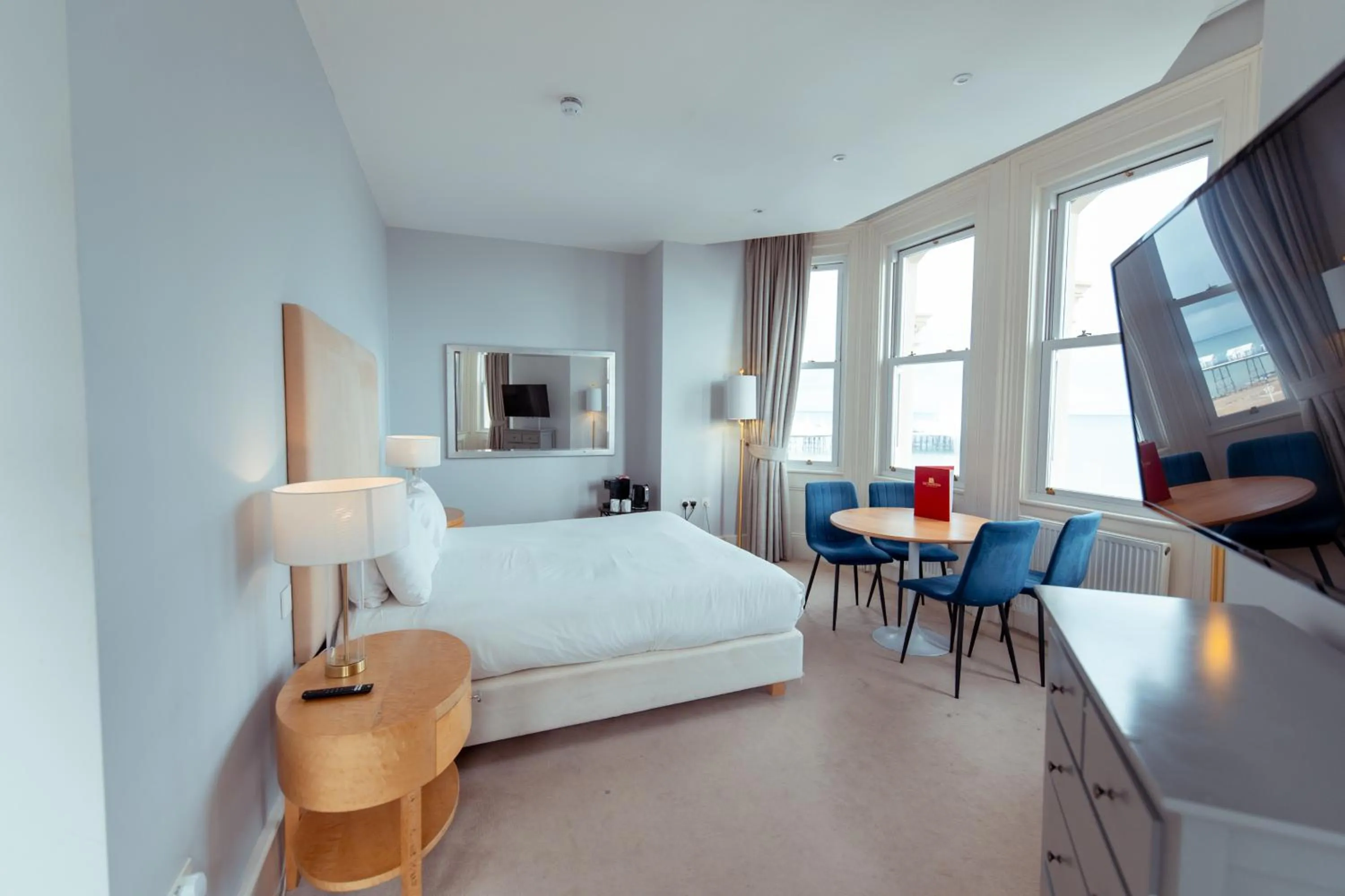 Bed in The Chatsworth Hotel