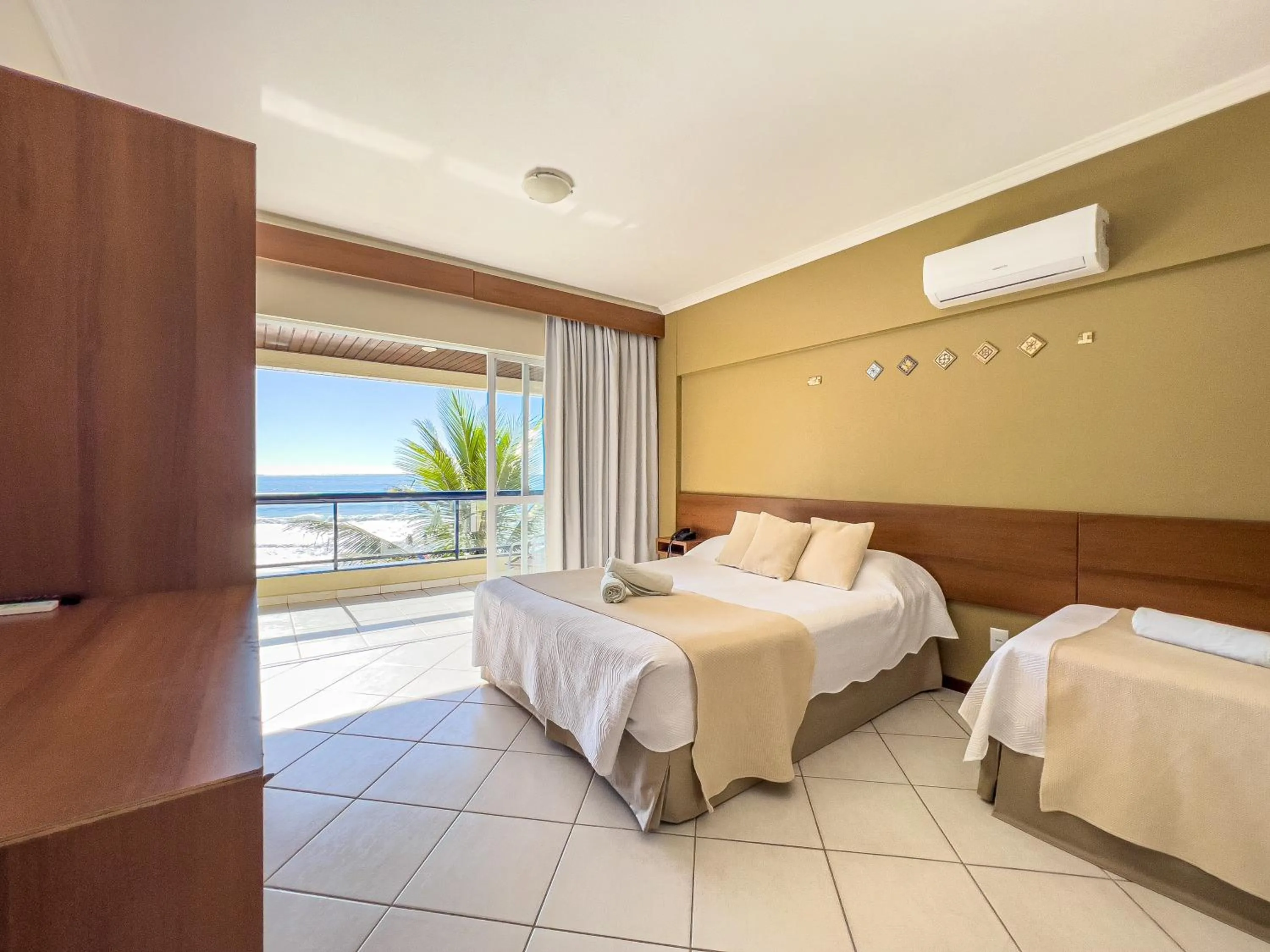 Photo of the whole room, Bed in Pousada Garatéia