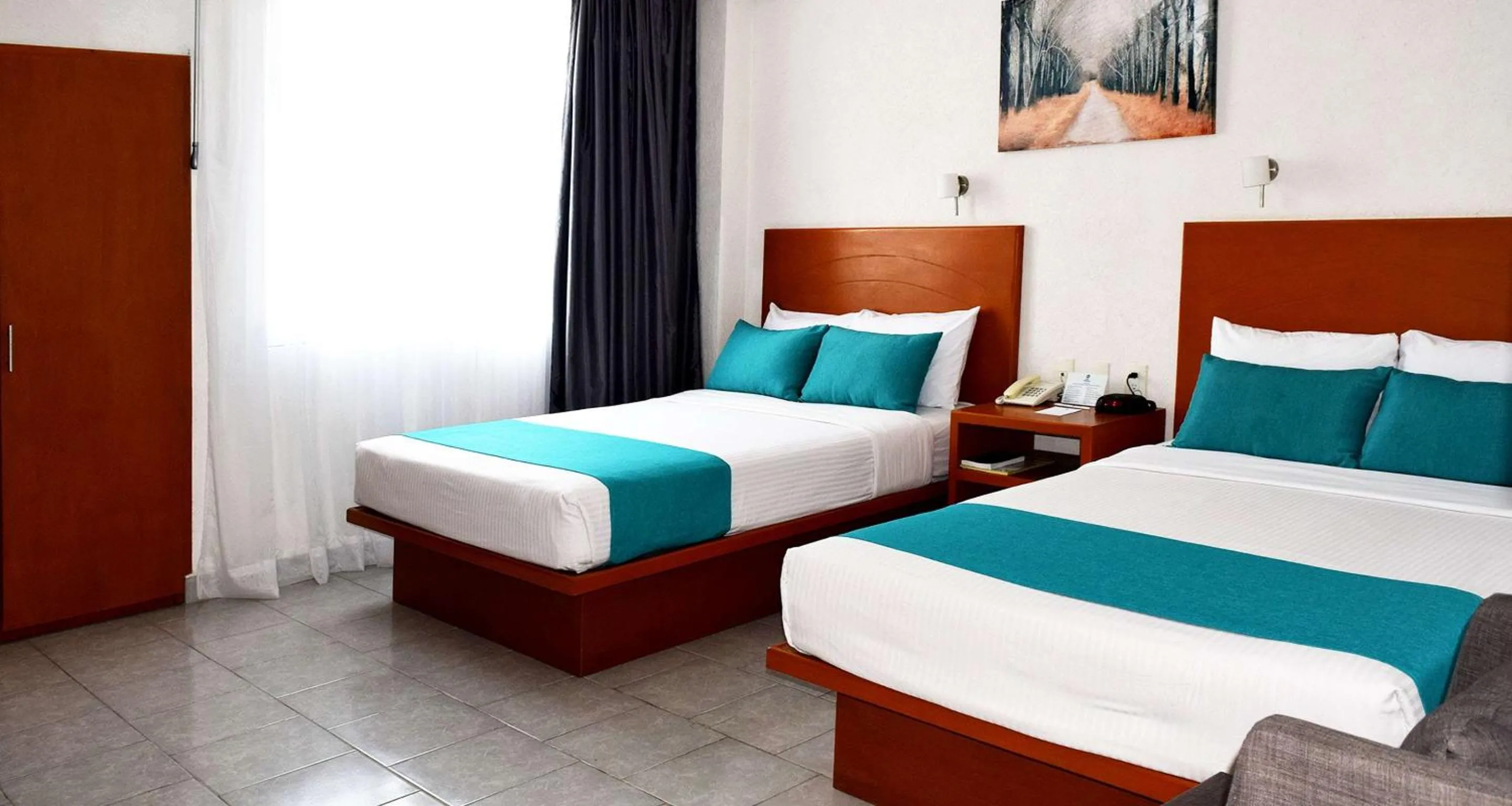 Photo of the whole room in Best Western Global Express