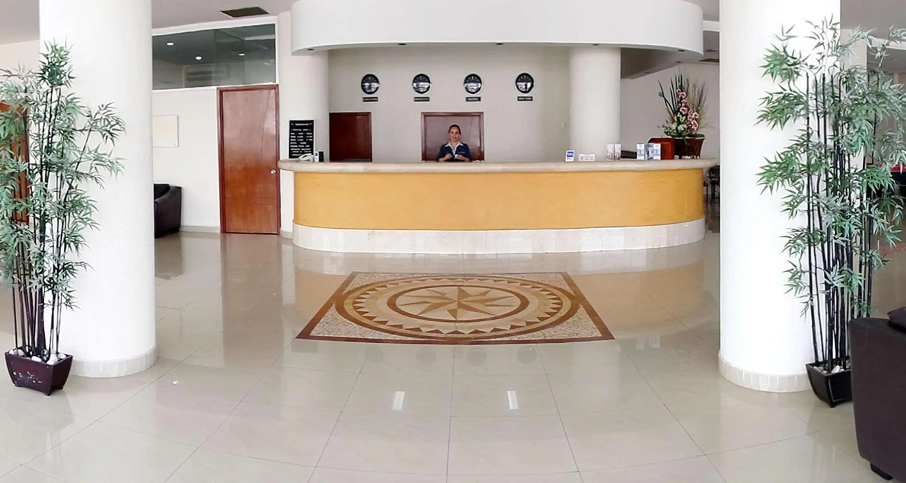Lobby or reception in Best Western Global Express