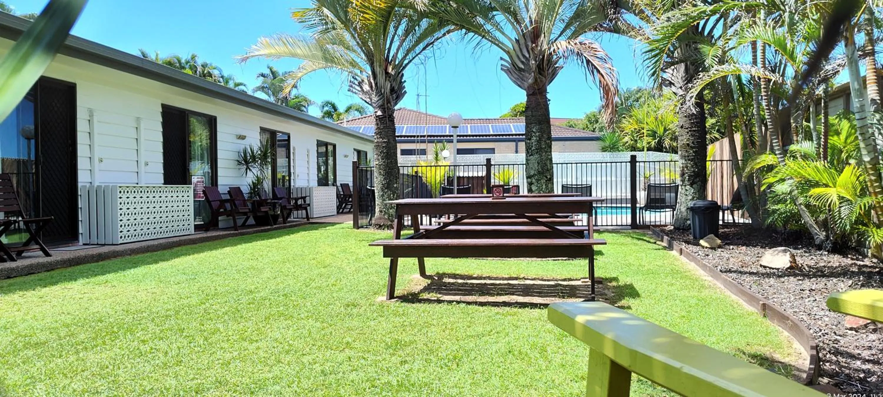 Garden in Pacific Palms Motor Inn