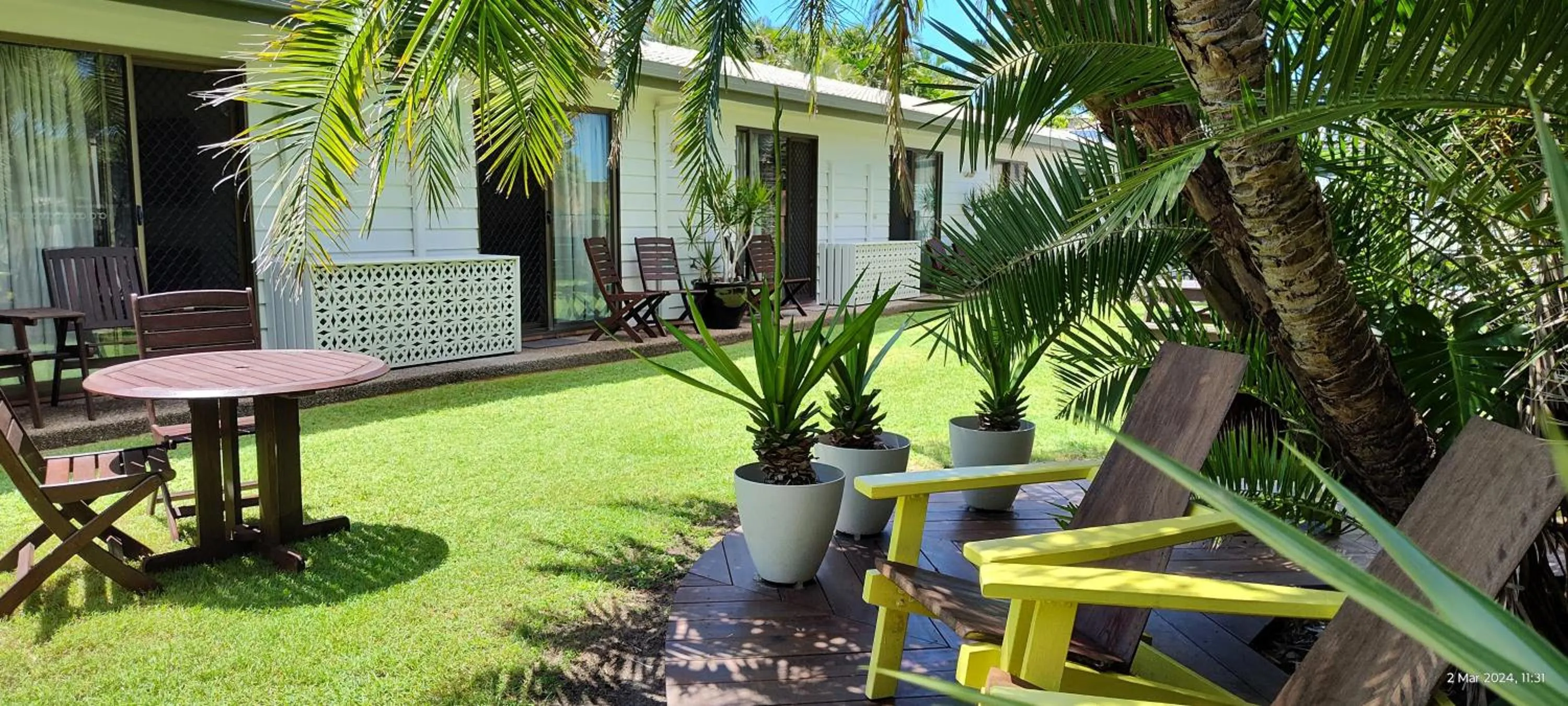 Garden in Pacific Palms Motor Inn