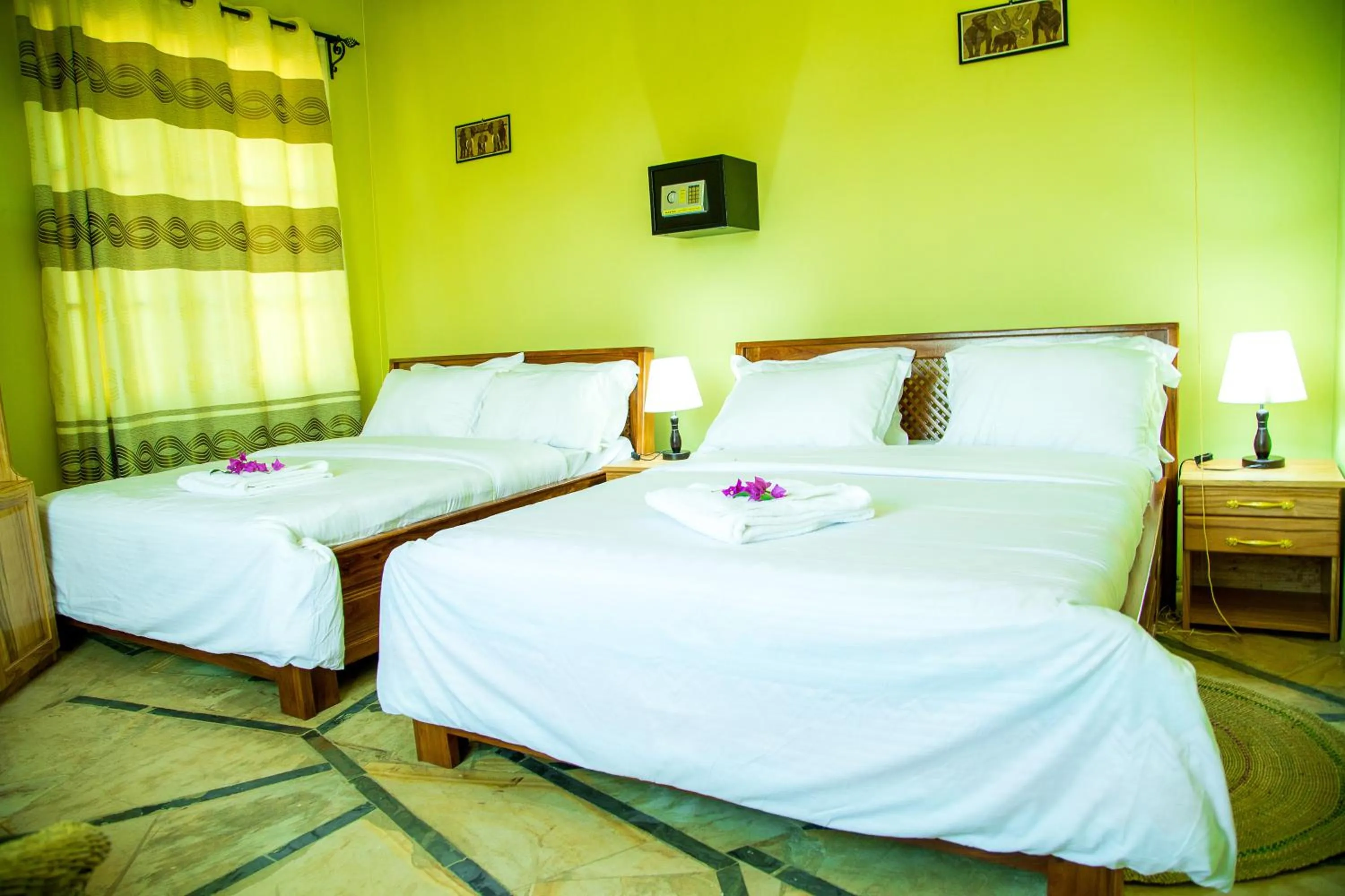 Bed in Asmorein Hotel