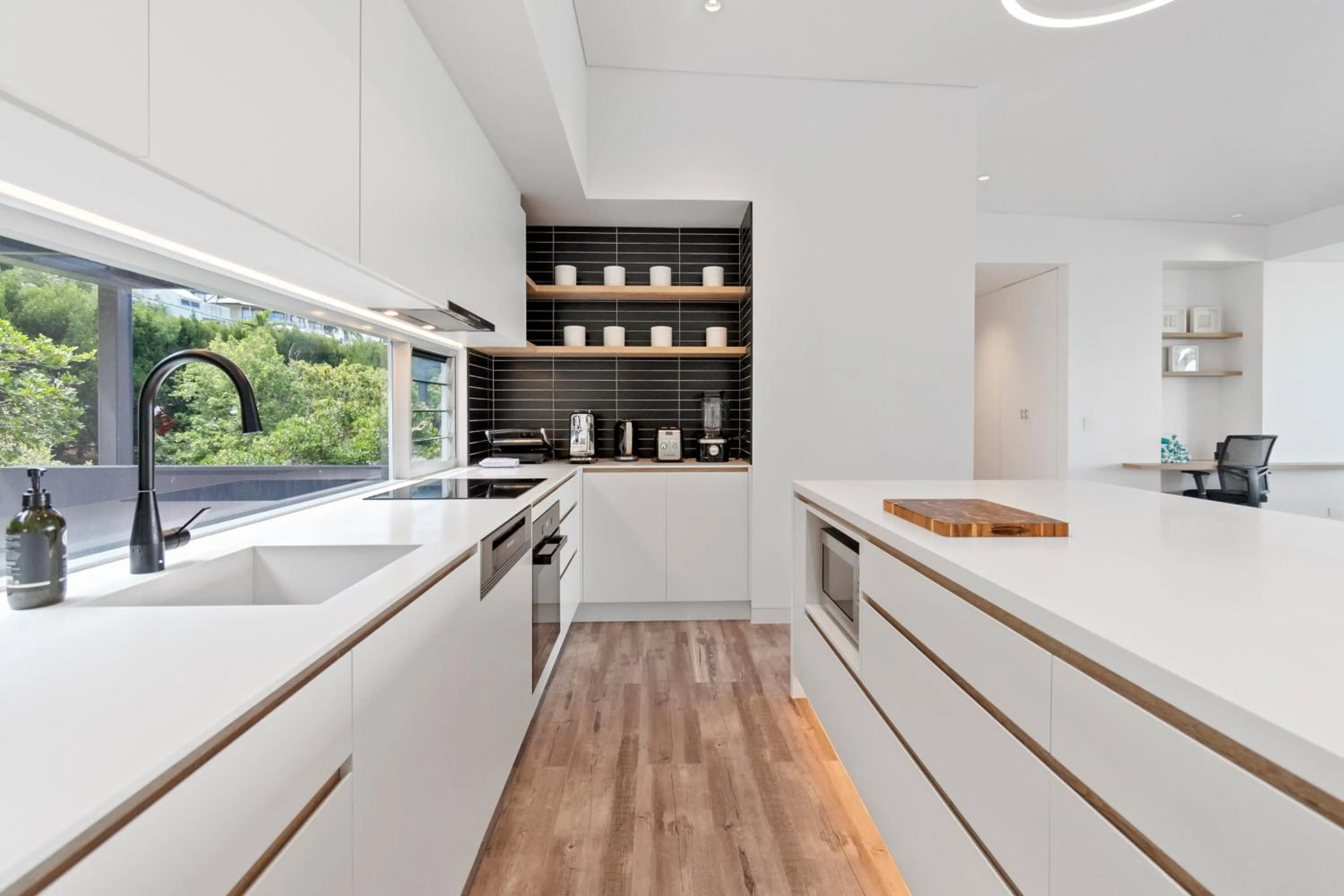 Kitchen or kitchenette in The Rise Noosa