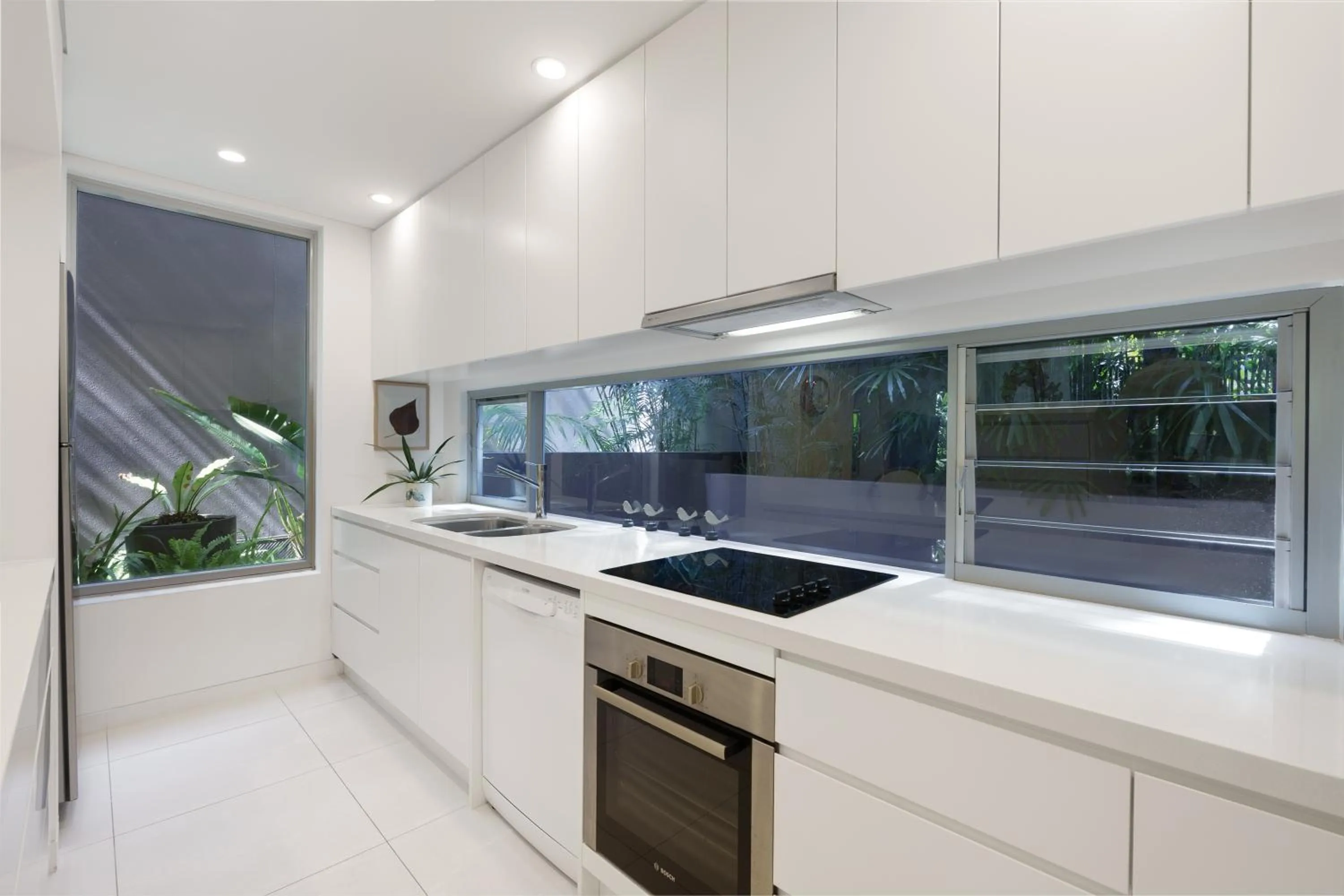 Kitchen or kitchenette in The Rise Noosa