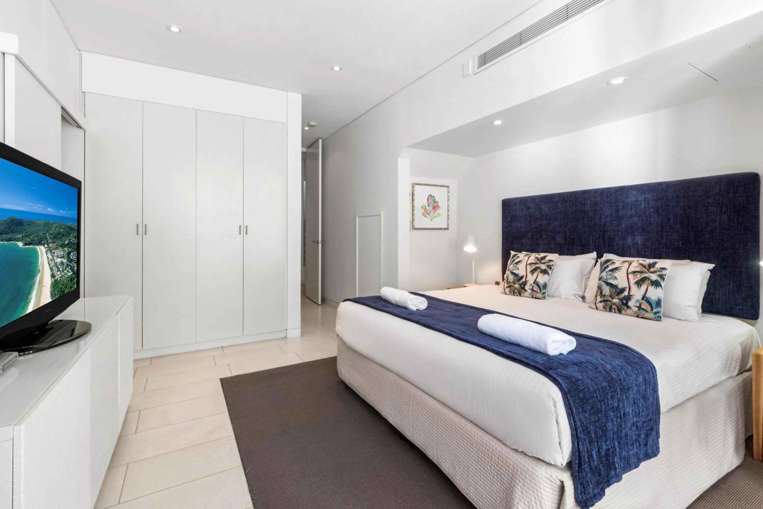 Bedroom, Bed in The Rise Noosa