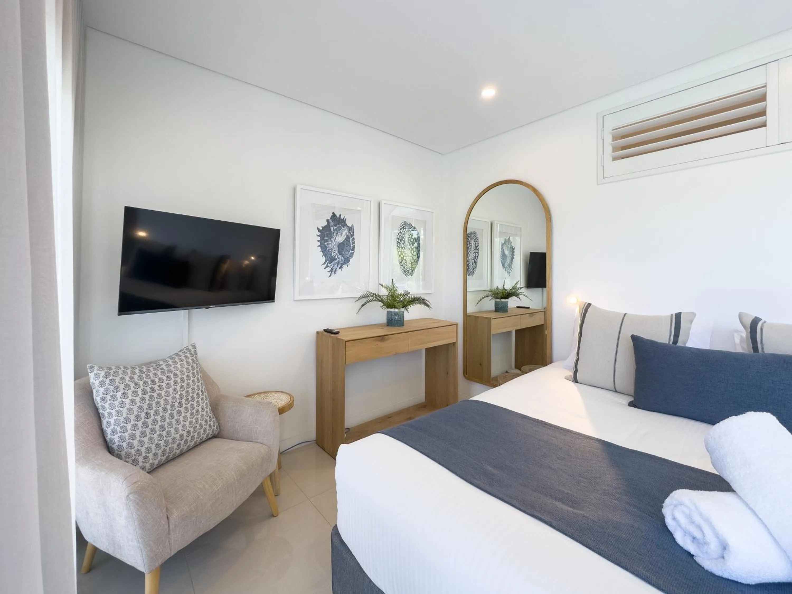 Bedroom, Bed in The Rise Noosa