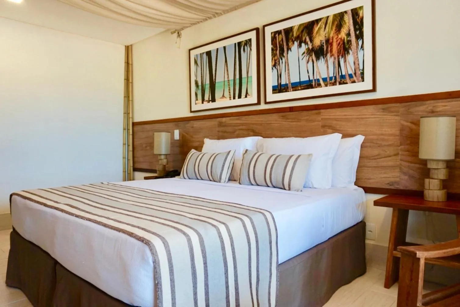 Bedroom, Bed in Samoa Beach Resort