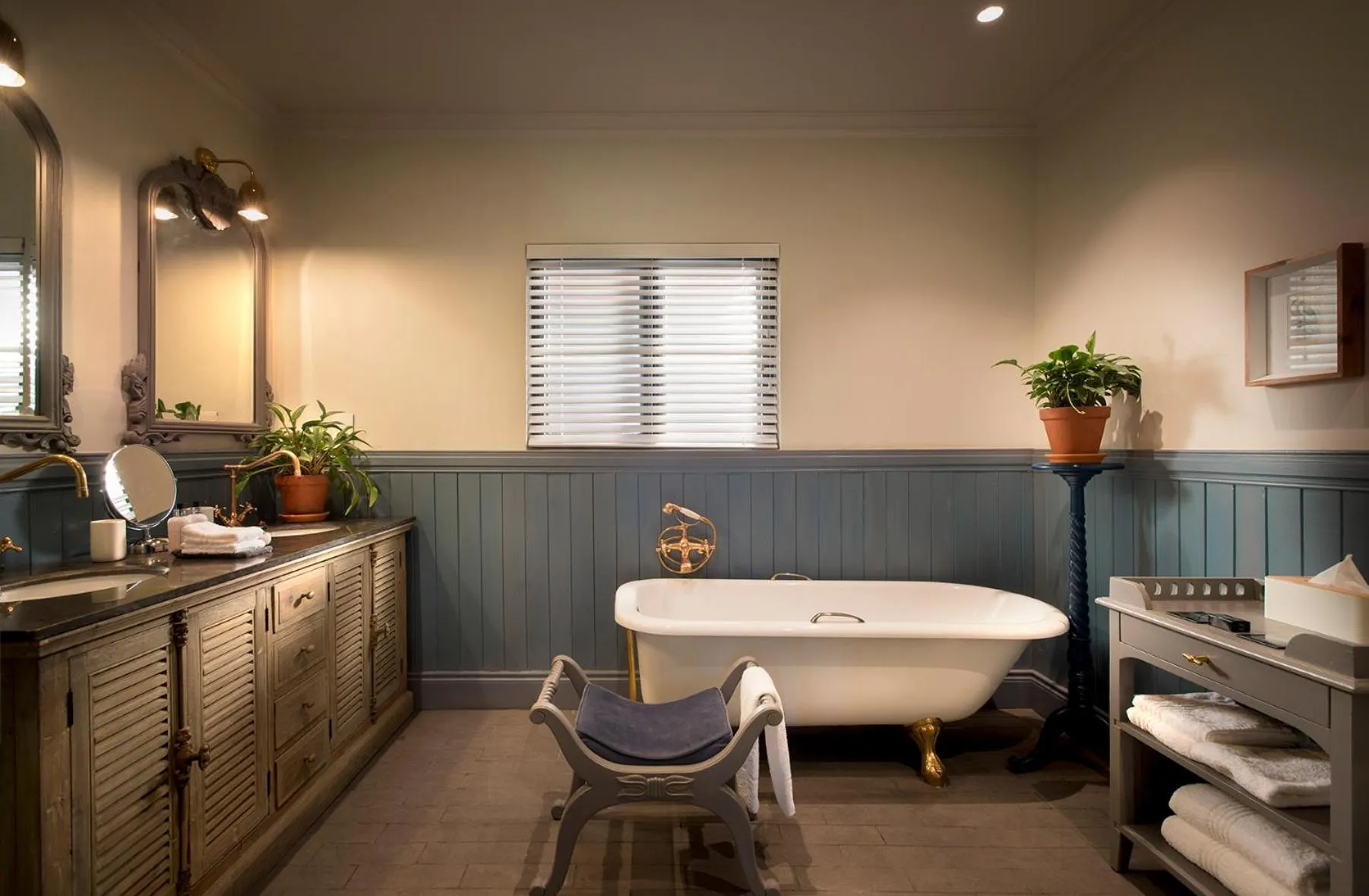 Bathroom in Anantara Stanley & Livingstone Victoria Falls Hotel