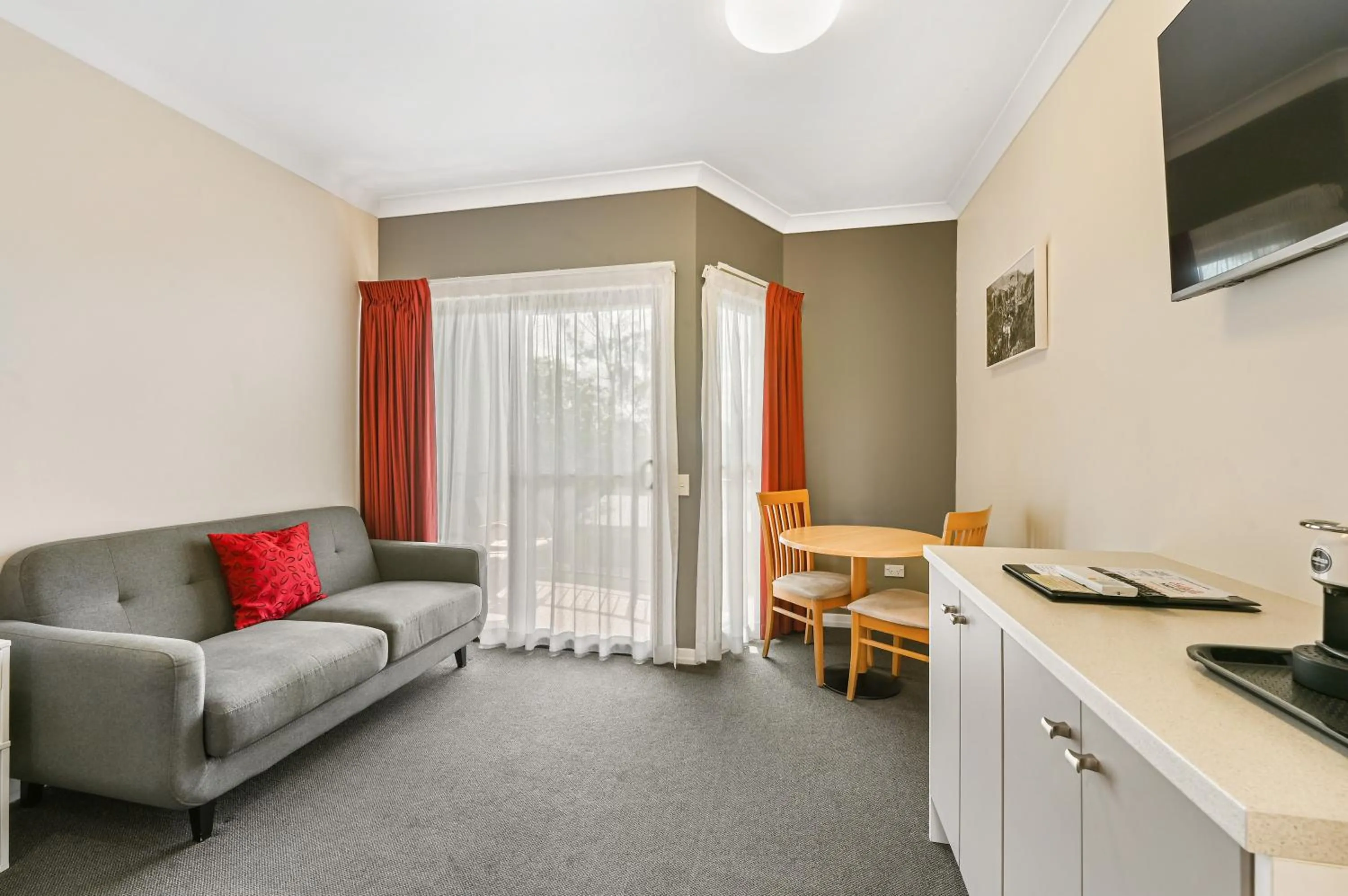 Eastgate on the Range Motel