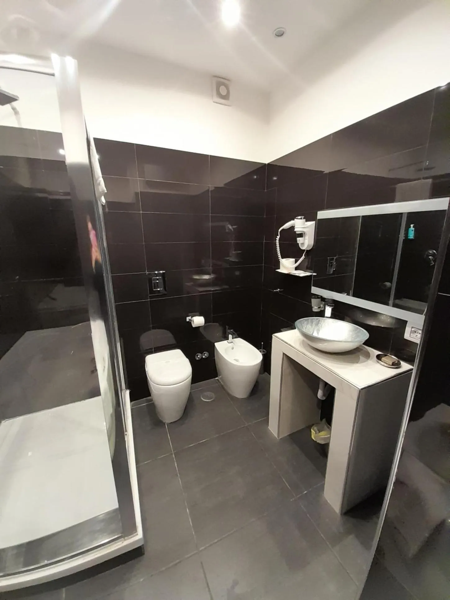 Bathroom in Tiffany & Babylon Luxury Stay