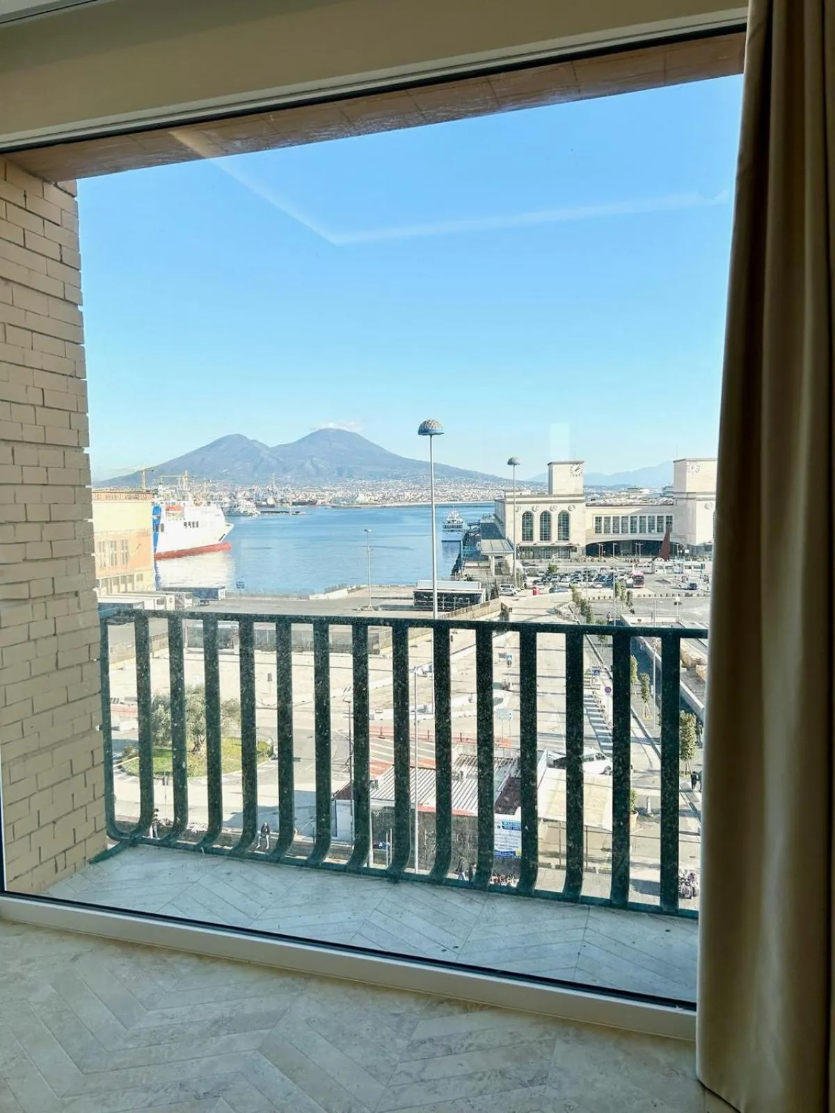 Sea view in Tiffany & Babylon Luxury Stay