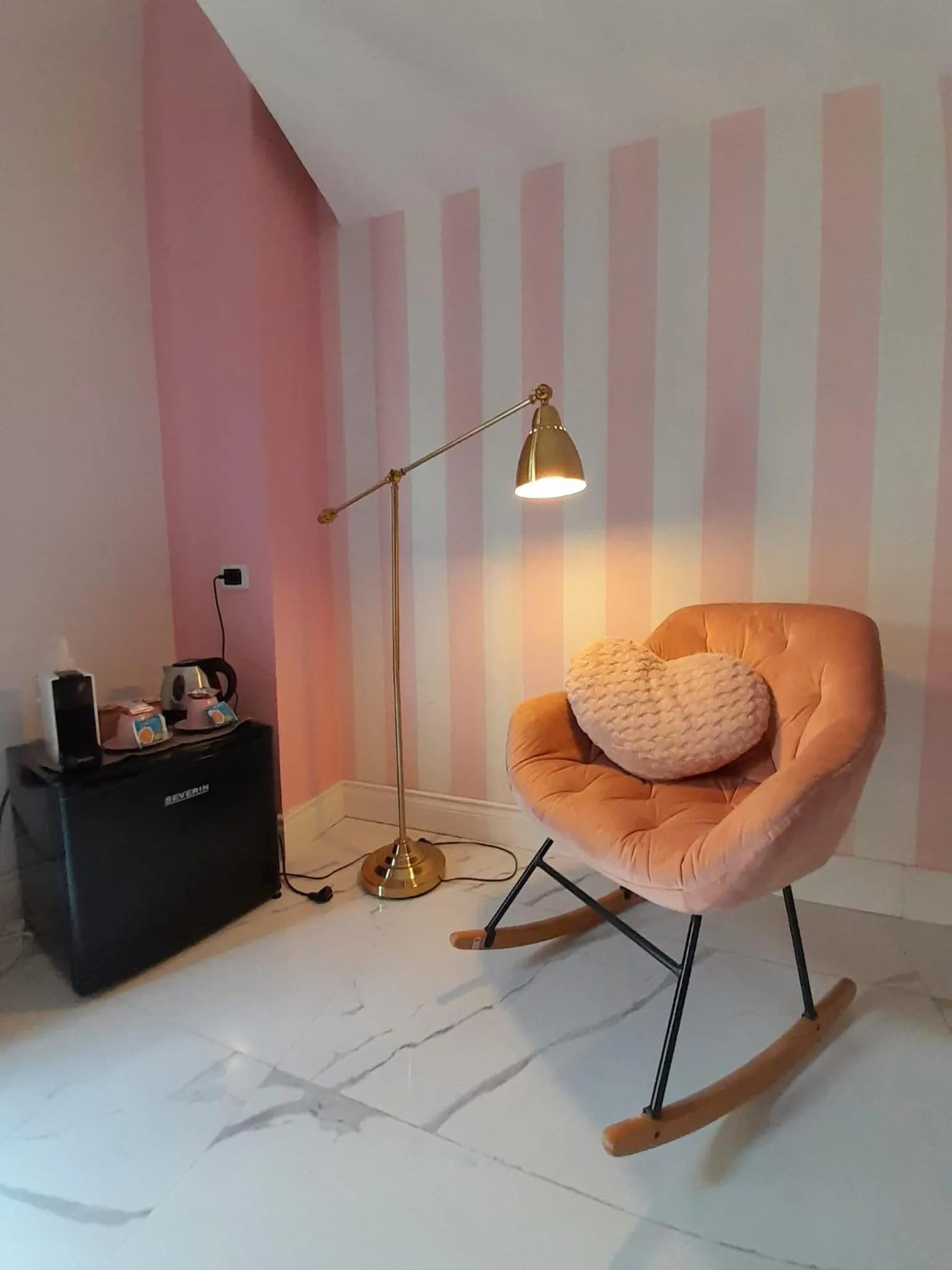 Decorative detail in Tiffany & Babylon Luxury Stay