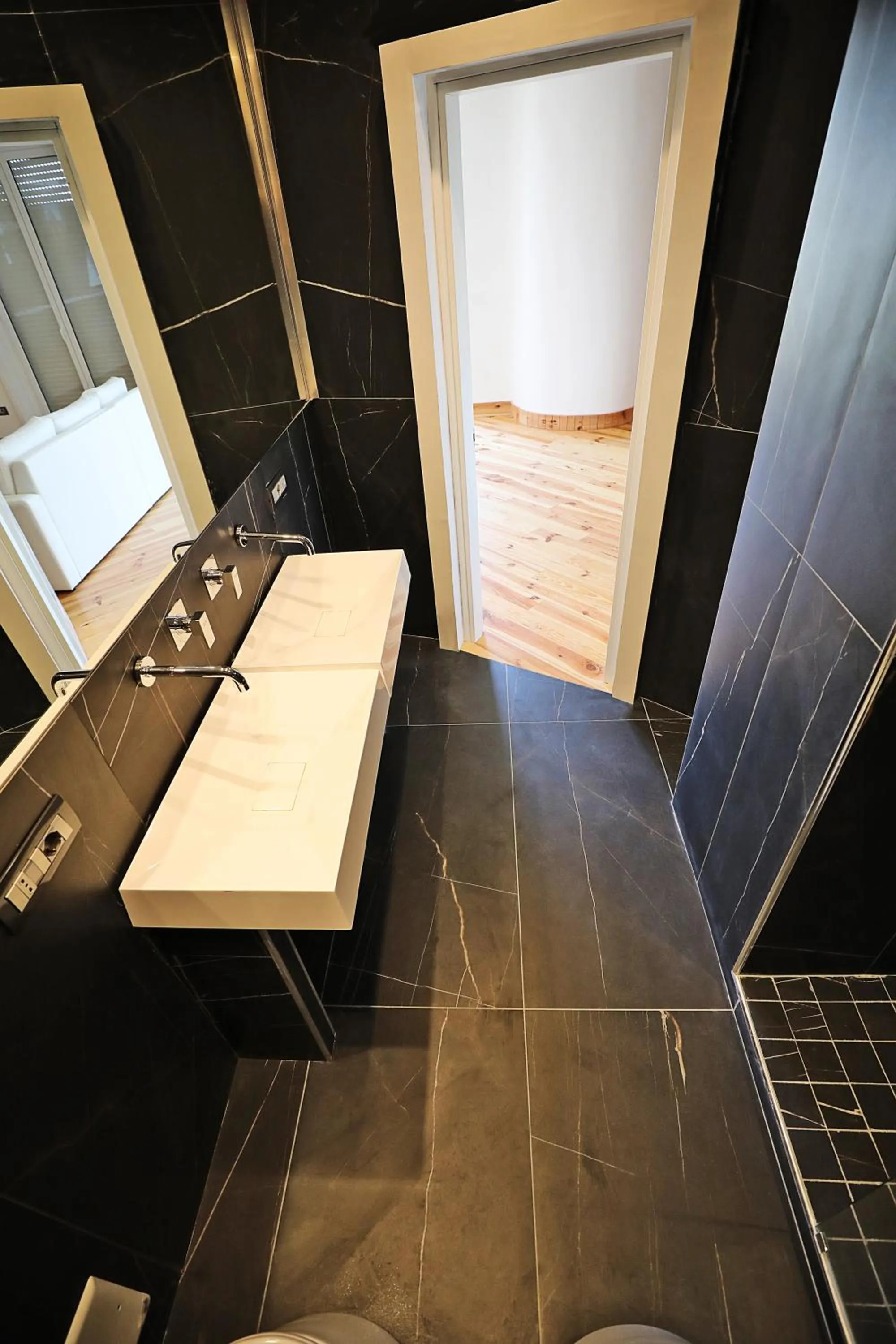 Bathroom in Tiffany & Babylon Luxury Stay