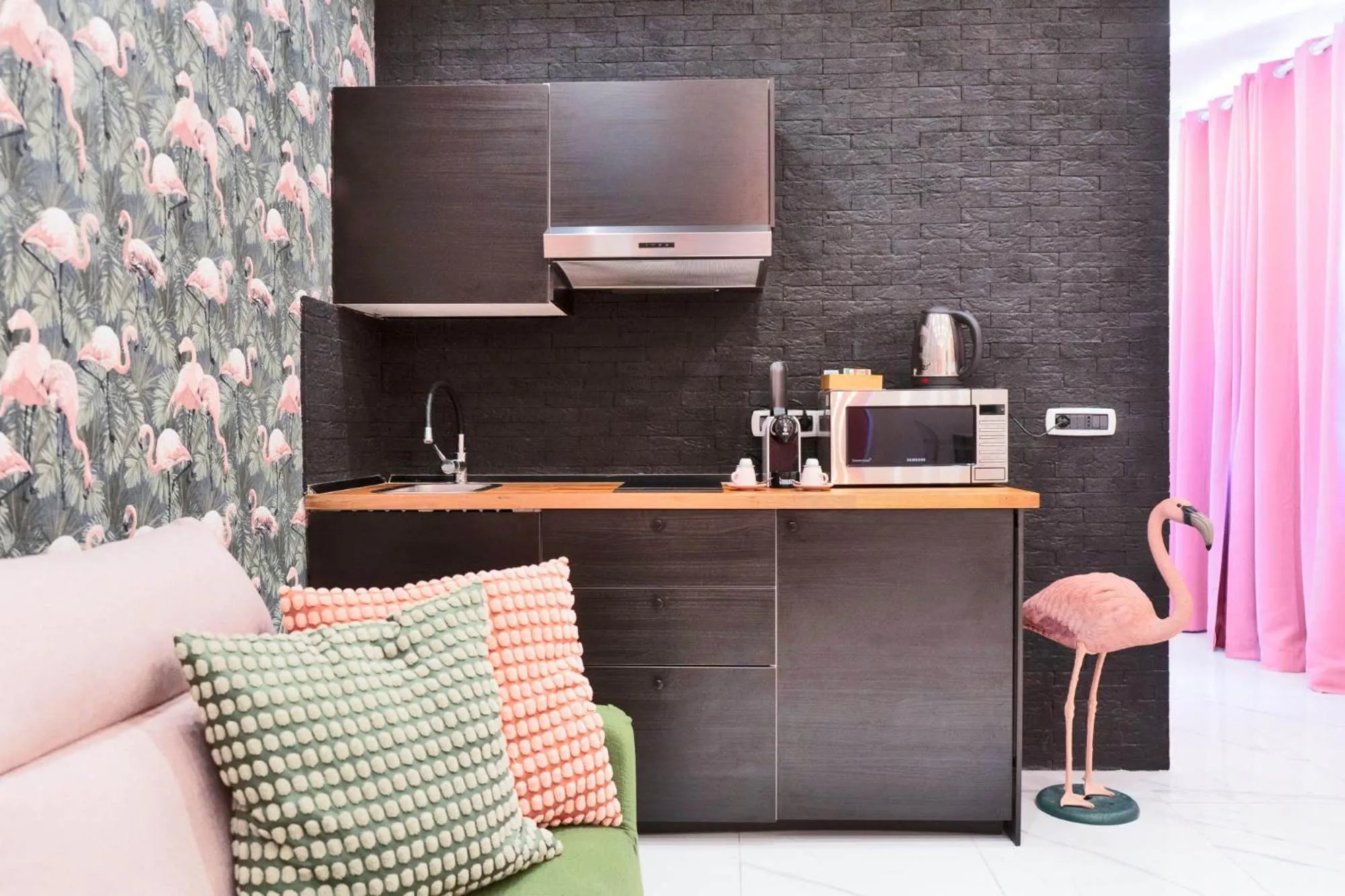 kitchen in Tiffany & Babylon Luxury Stay