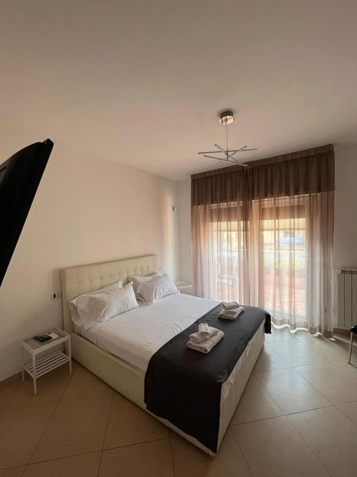 Bedroom, Bed in Tiffany & Babylon Luxury Stay