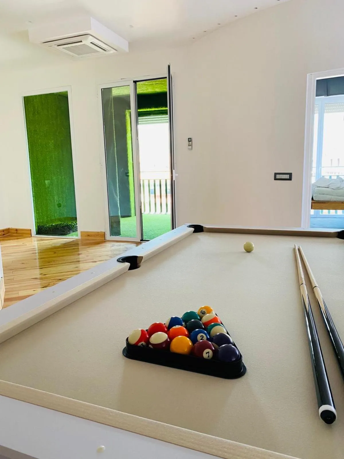 Decorative detail in Tiffany & Babylon Luxury Stay