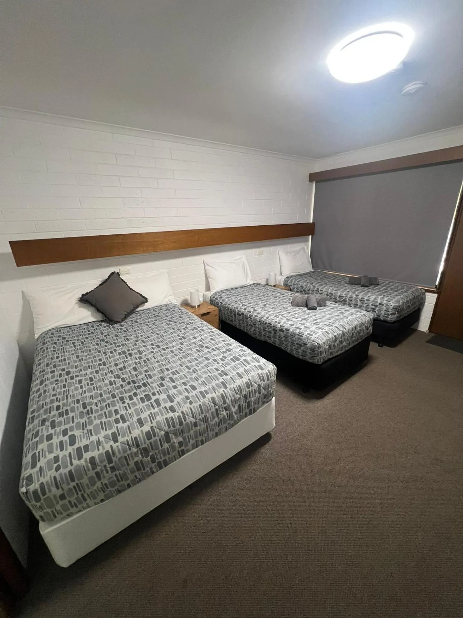 Bed in Orana Motor Inn