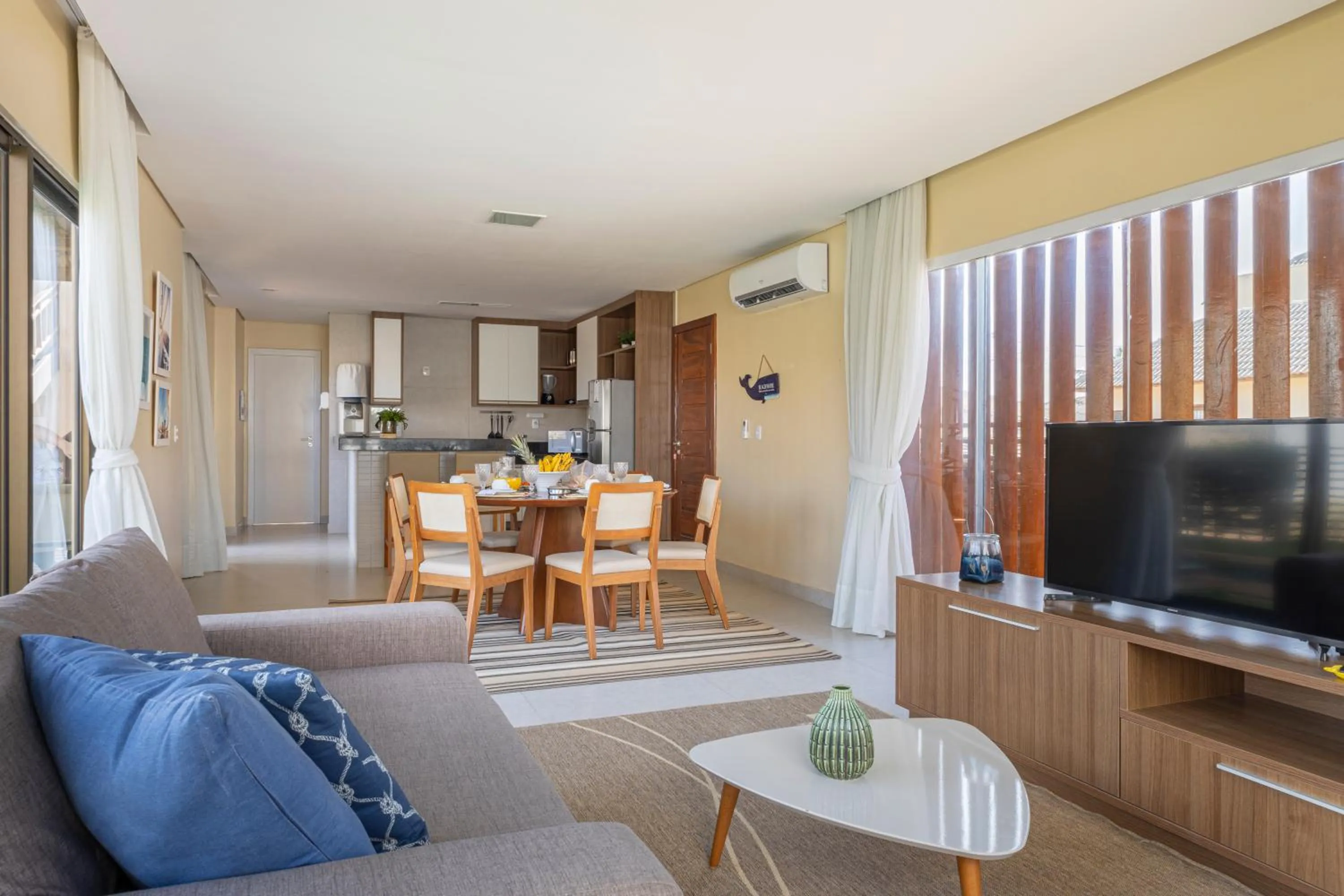 TV and multimedia in The Coral Beach Resort by Atlantica