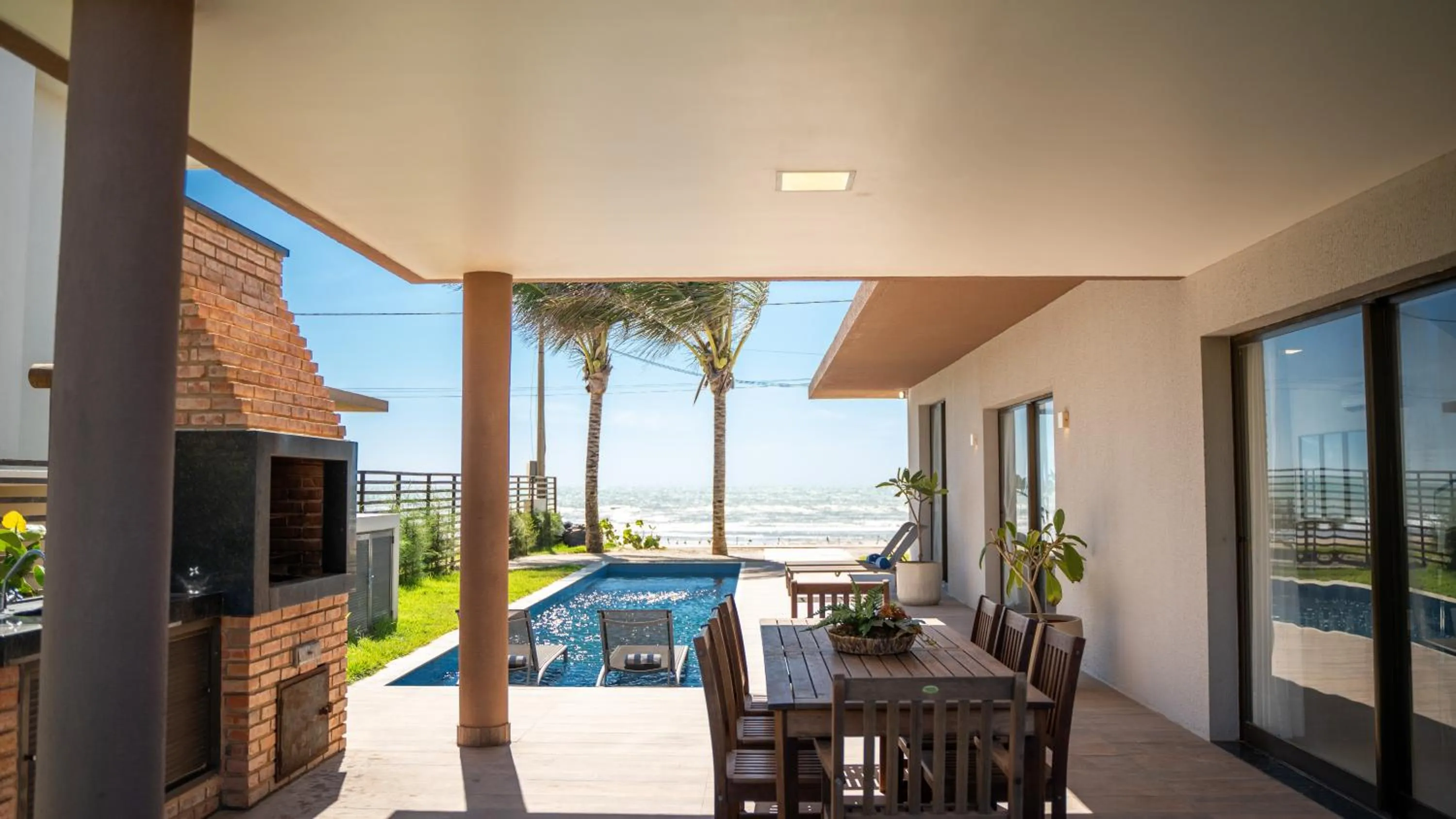 Swimming pool in The Coral Beach Resort by Atlantica