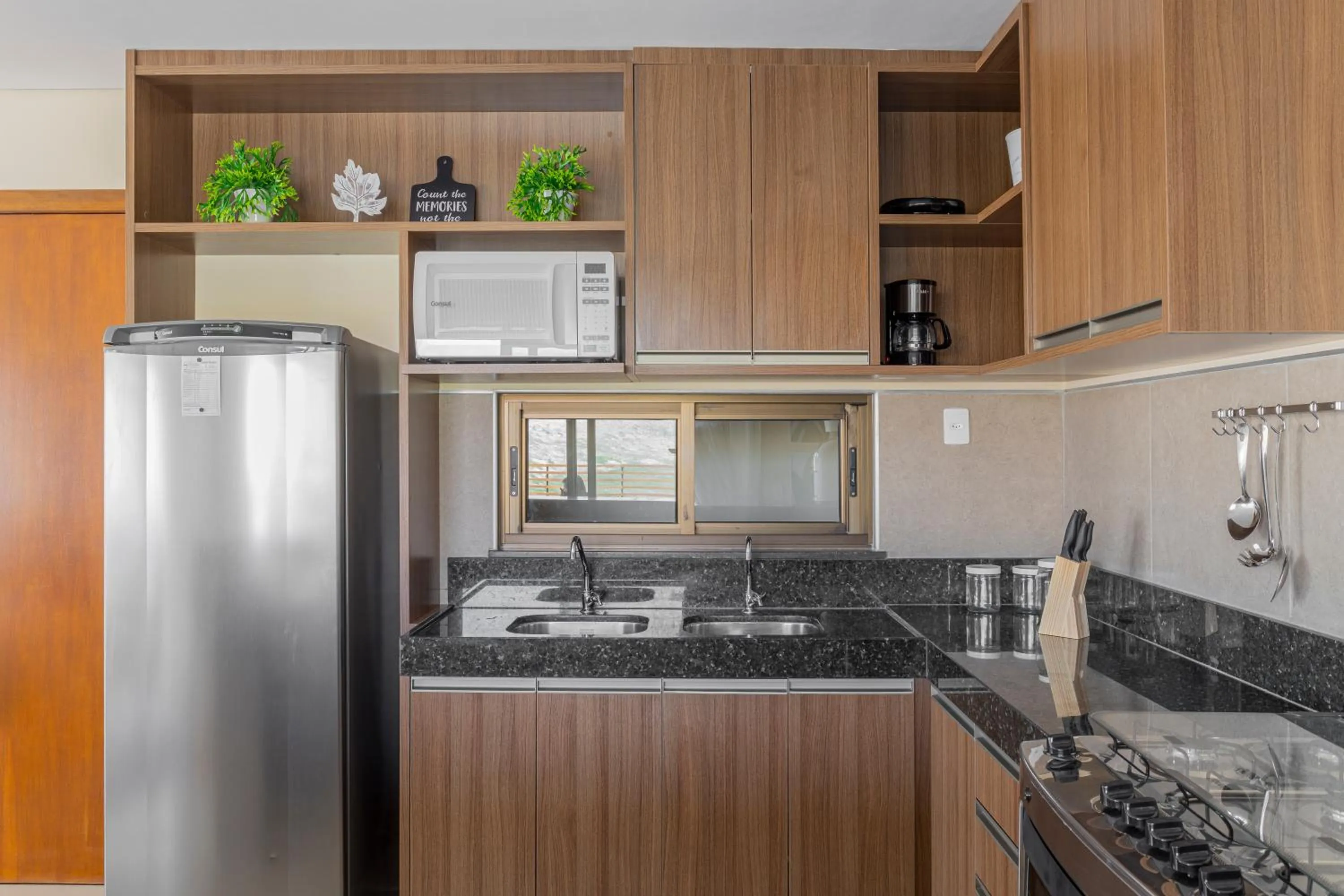 Kitchen or kitchenette in The Coral Beach Resort by Atlantica