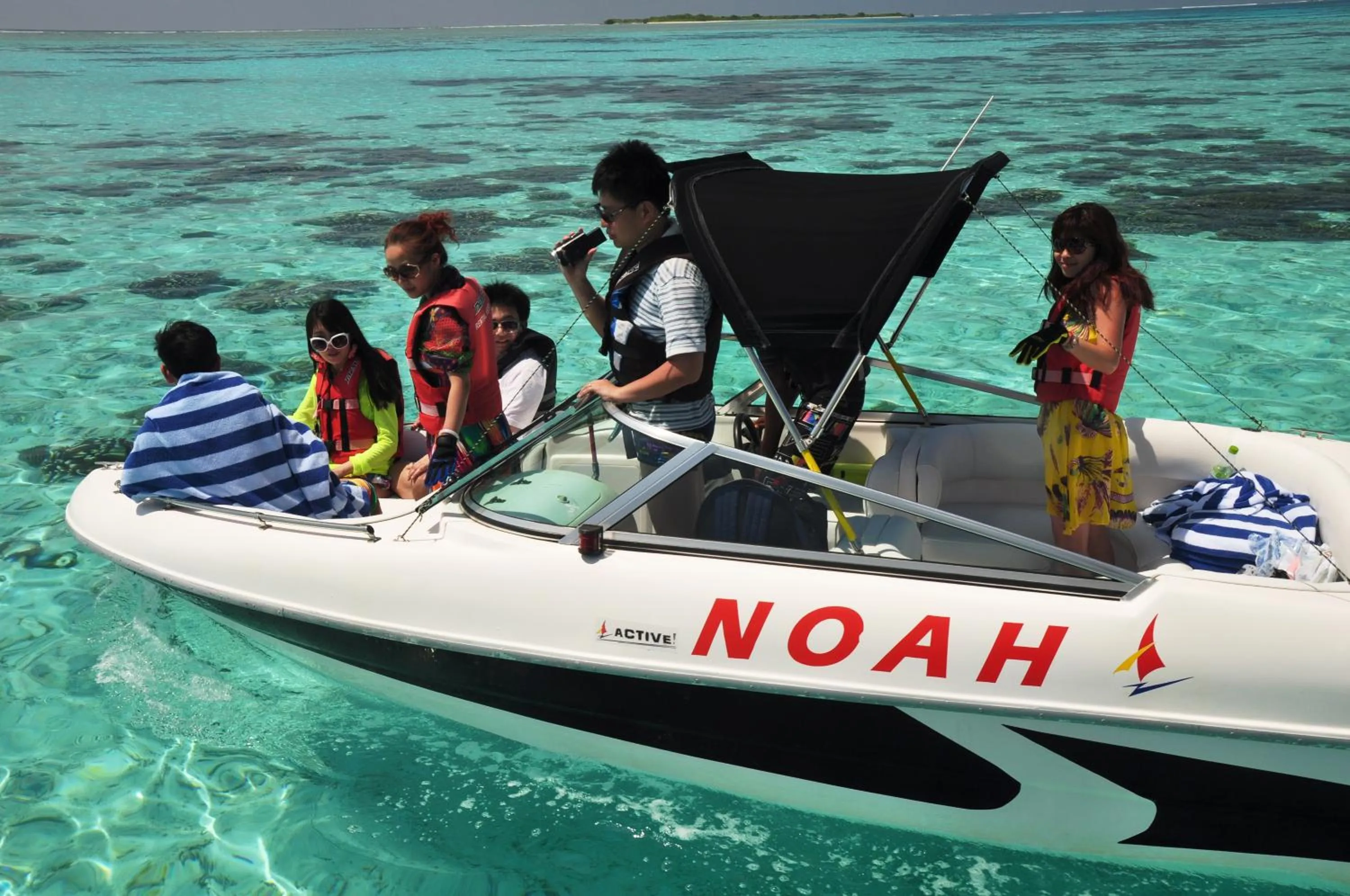 Snorkeling in Faza View Inn, Maafushi