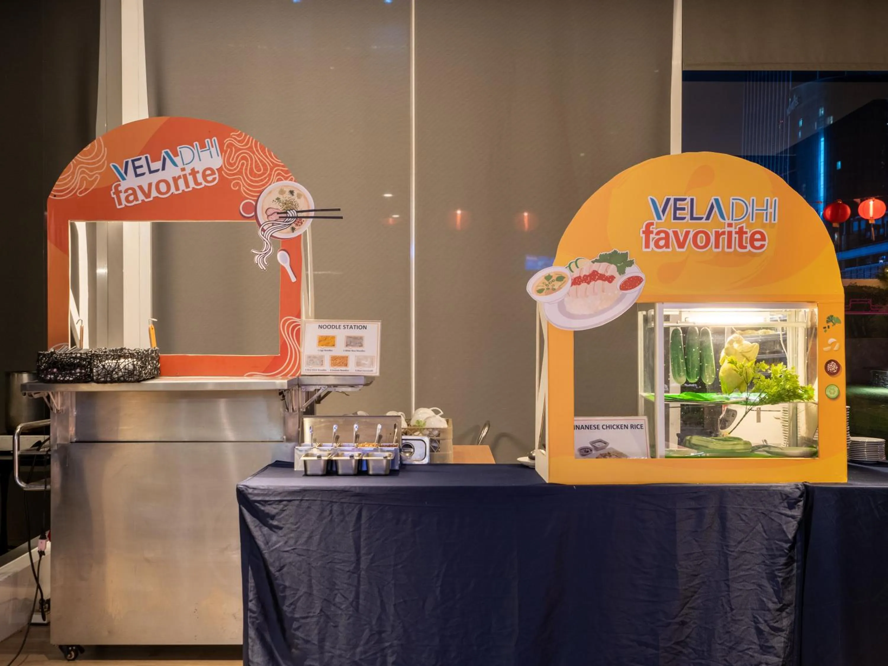 Food and drinks in VELA Dhi GLOW Pratunam