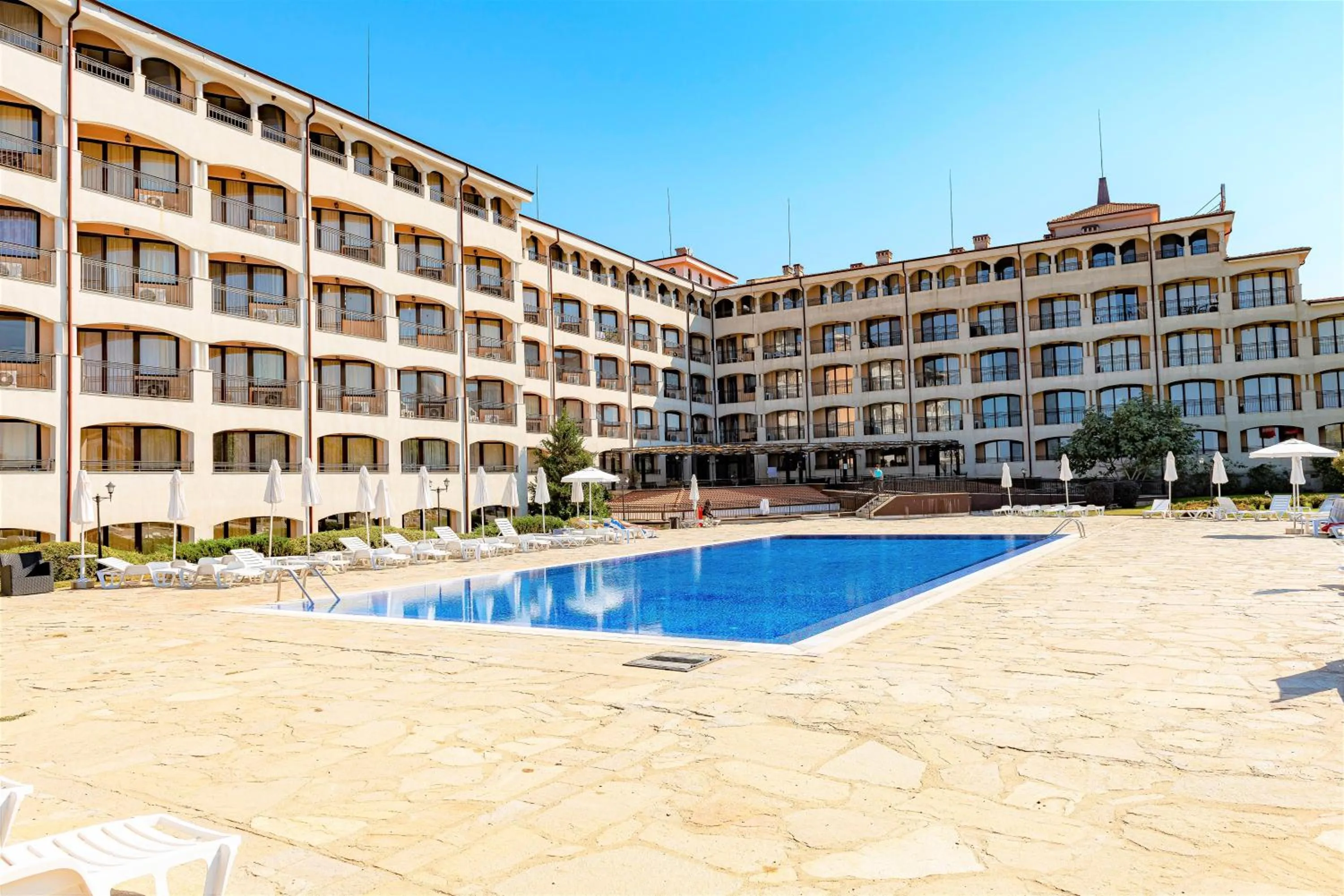 Swimming pool in Menada Nestinarka Apartments