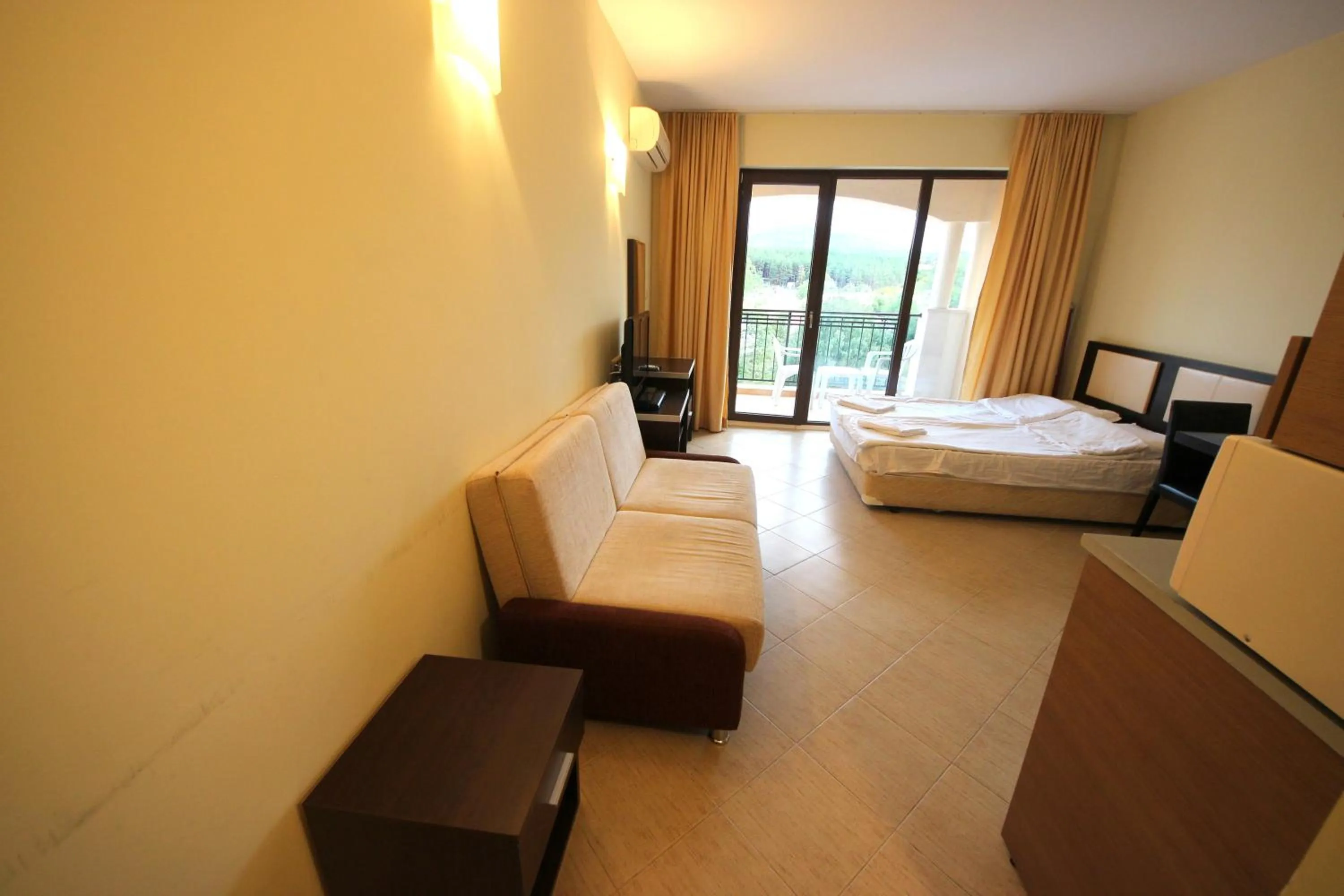 Decorative detail in Menada Nestinarka Apartments