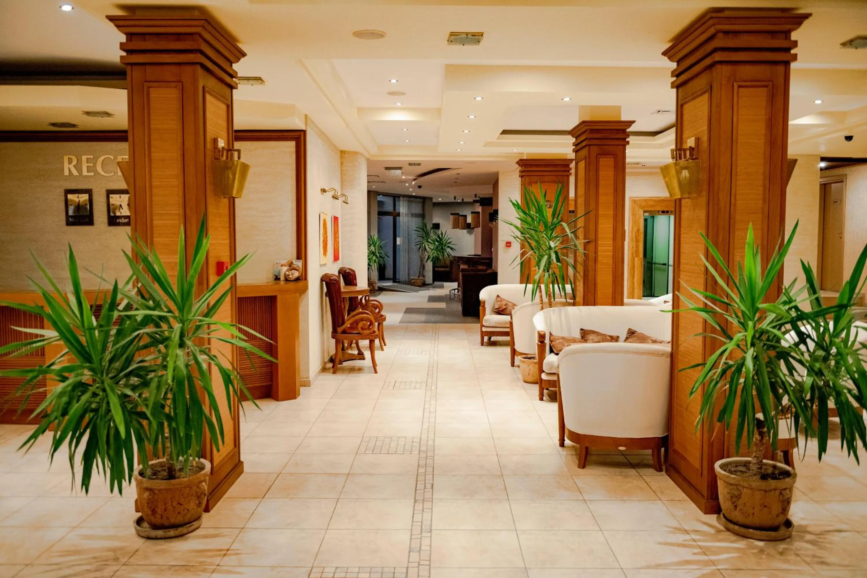 Lobby or reception in Menada Nestinarka Apartments