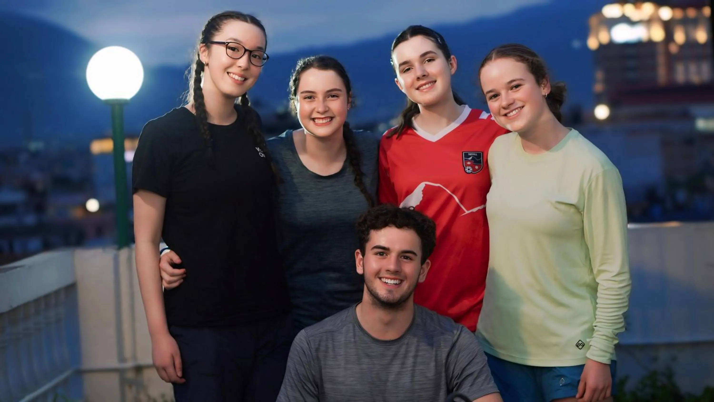 Restaurant/places to eat in Hotel Nepalaya