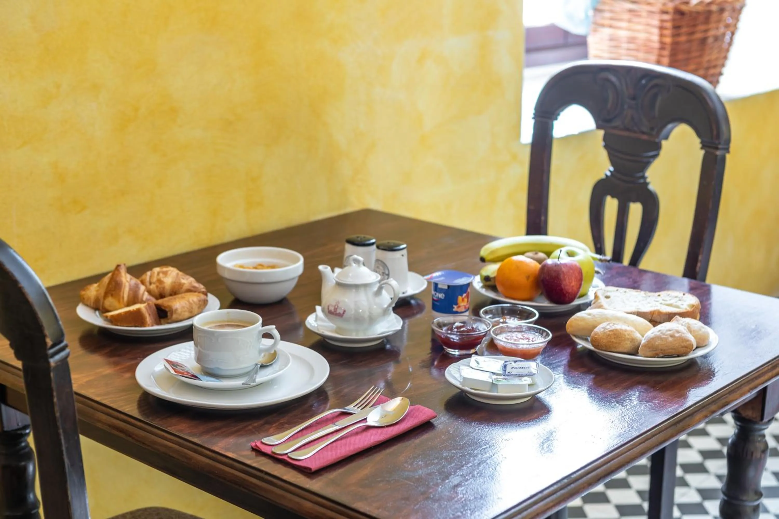 Breakfast in Hotel Sao Joao De Deus by RIDAN Hotels