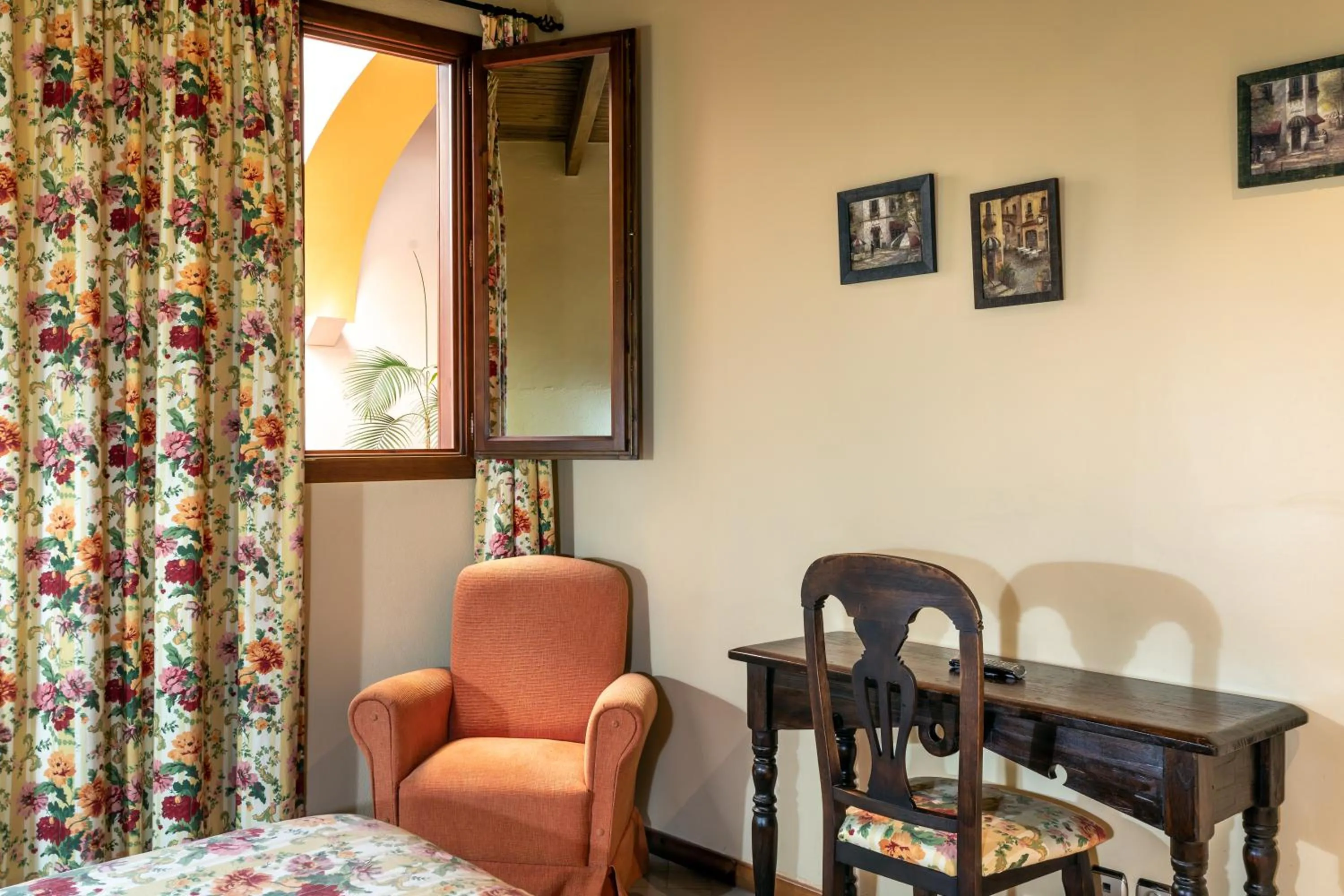 Seating area in Hotel Sao Joao De Deus by RIDAN Hotels