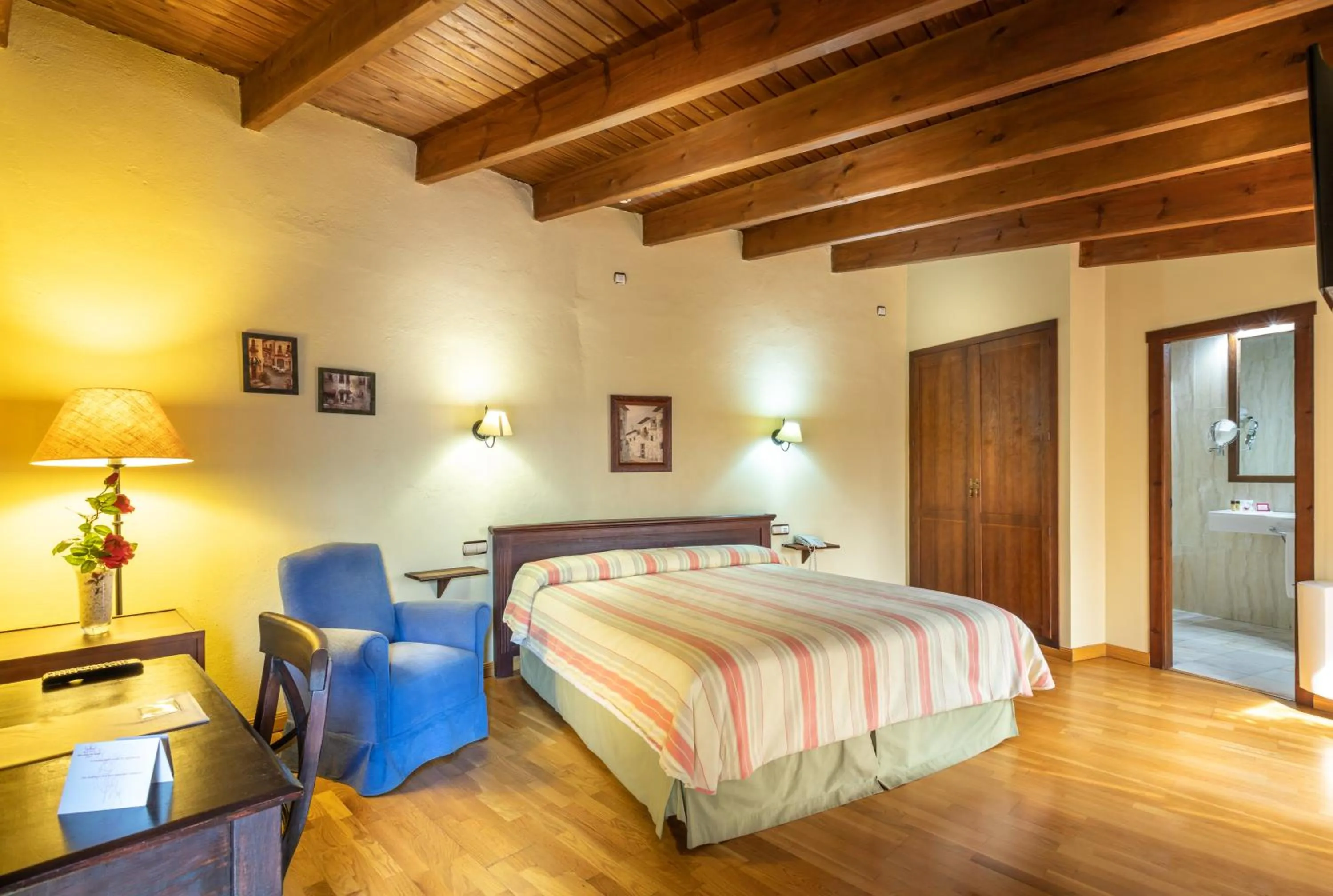 Bedroom, Bed in Hotel Sao Joao De Deus by RIDAN Hotels