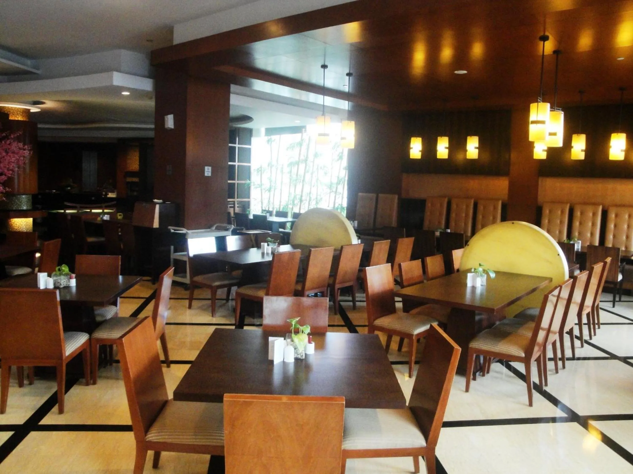 Restaurant/places to eat in Manado Quality Hotel