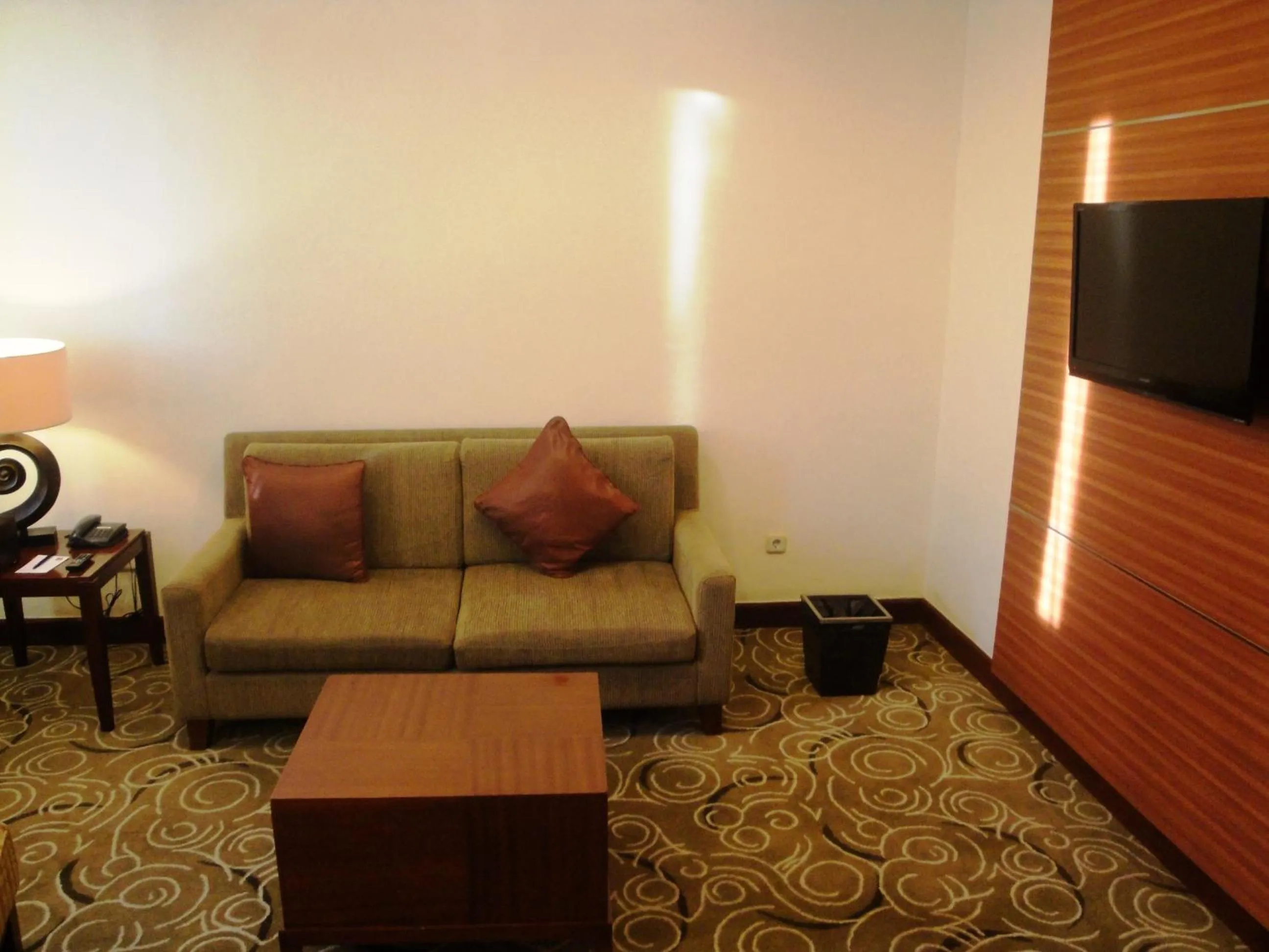 Living room in Manado Quality Hotel