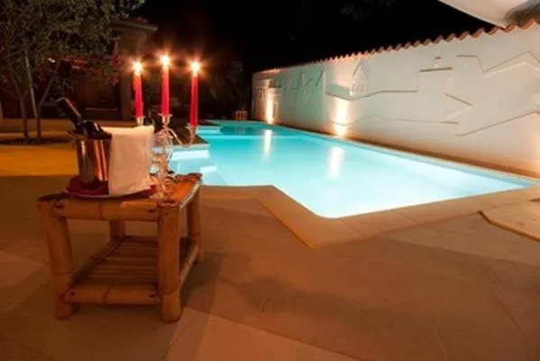 Night in Hotel Makin