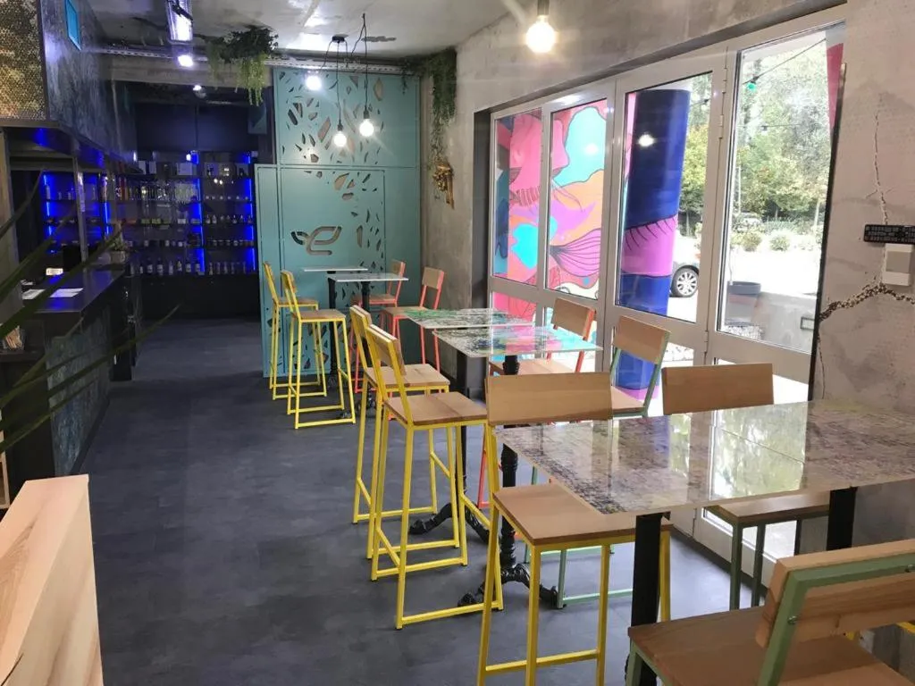 Restaurant/places to eat in Ekho Hotel Grenoble Nord Saint Egrève