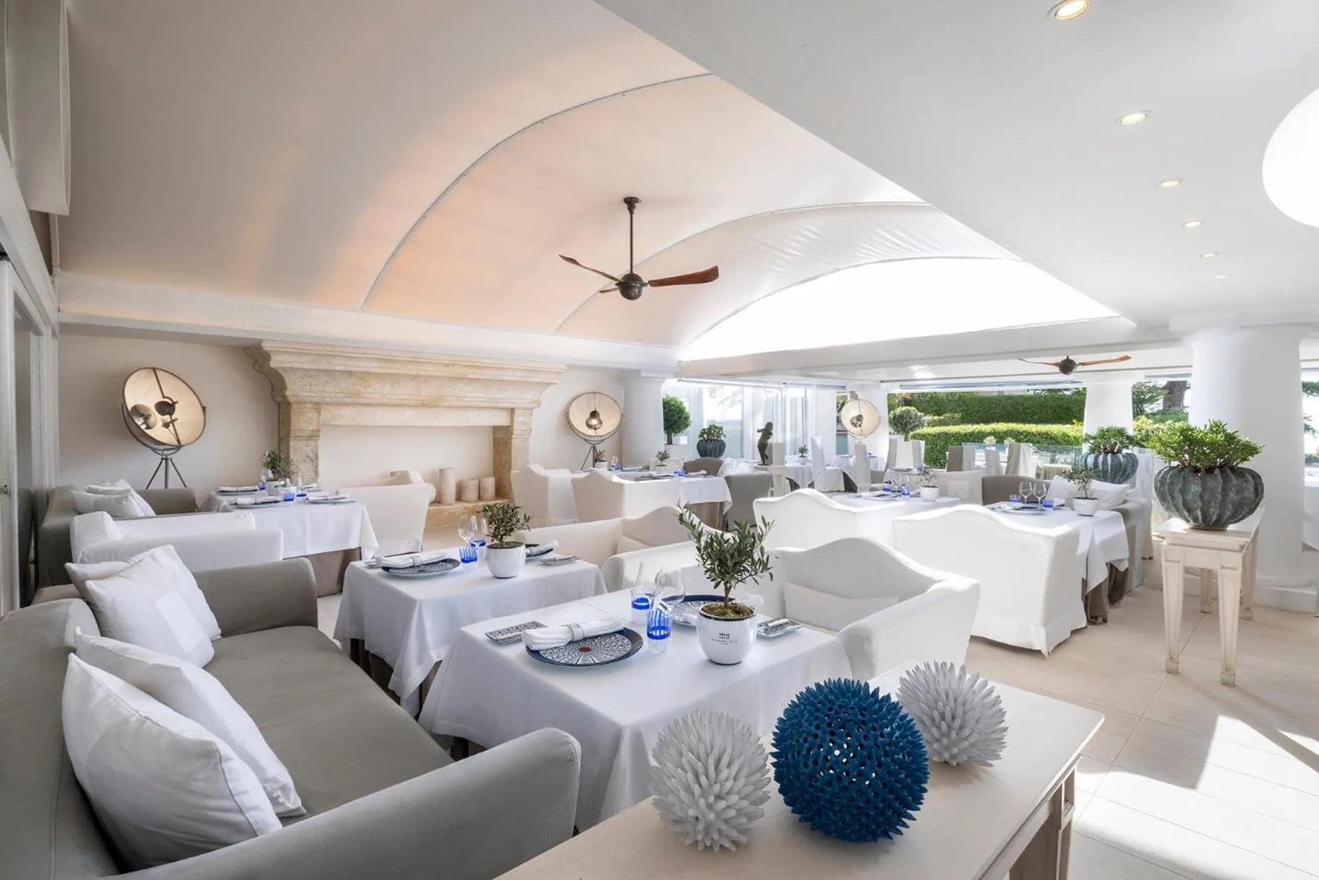 Restaurant/places to eat in Jumeirah Capri Palace