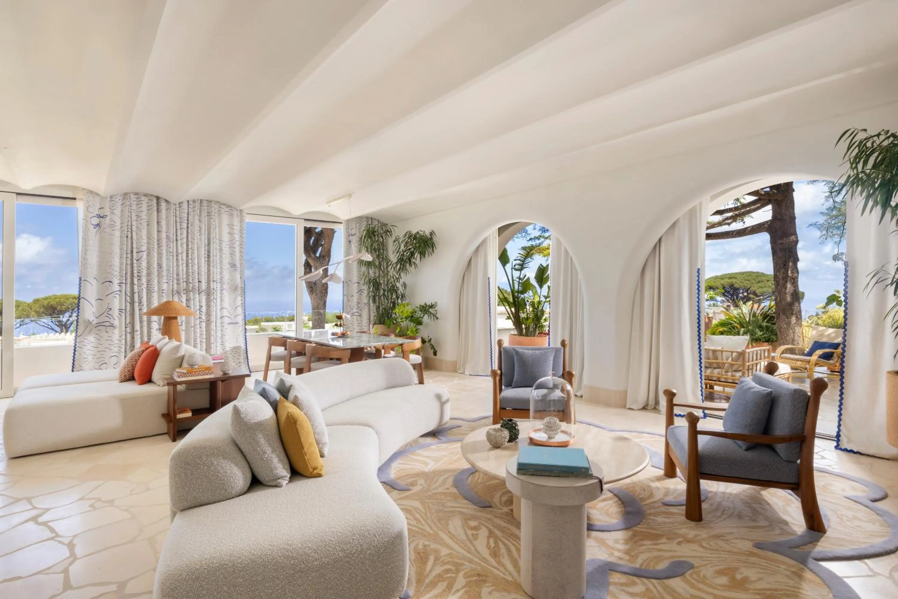 Living room in Jumeirah Capri Palace
