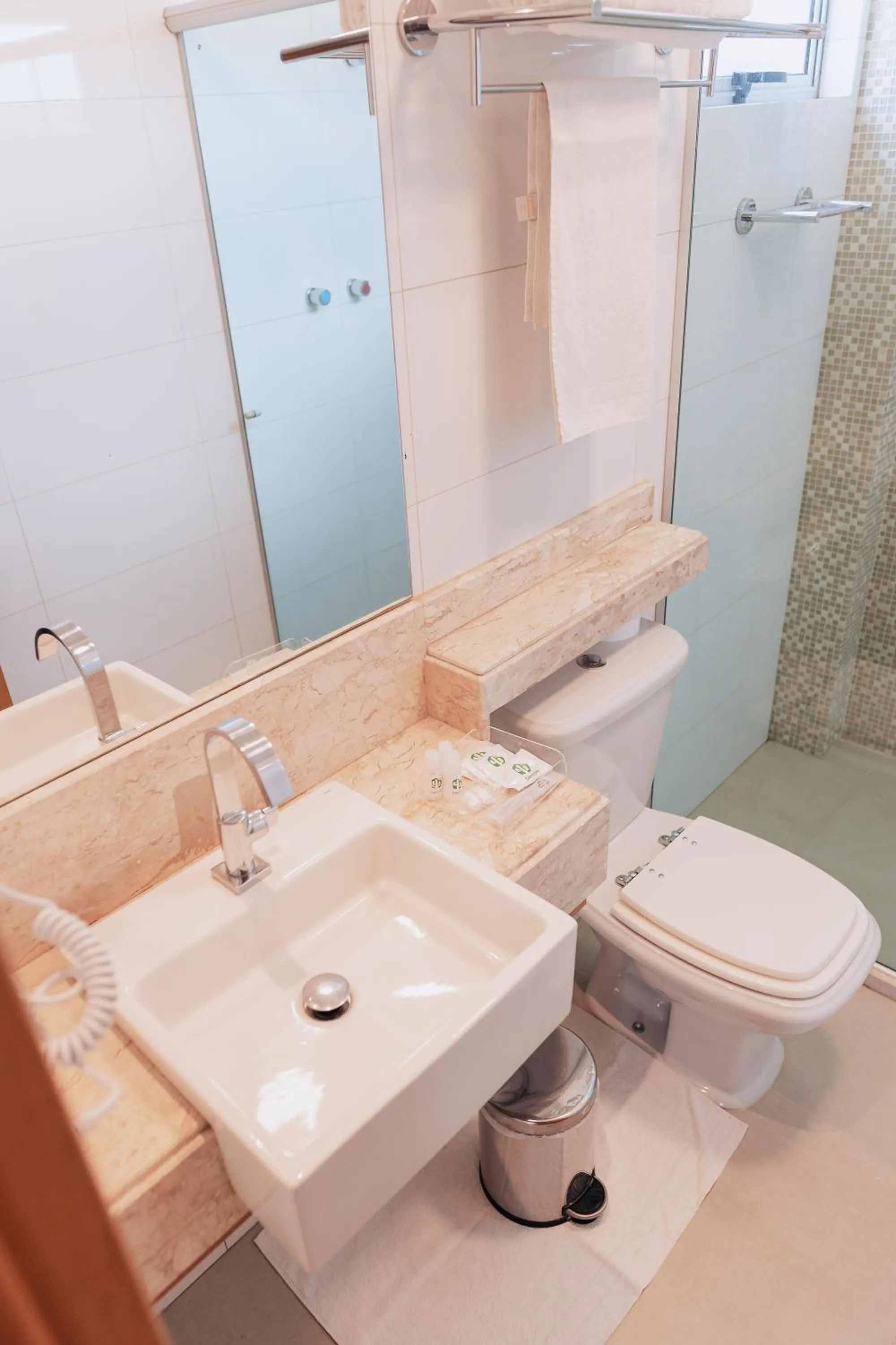 Shower in Hotel do Sertão