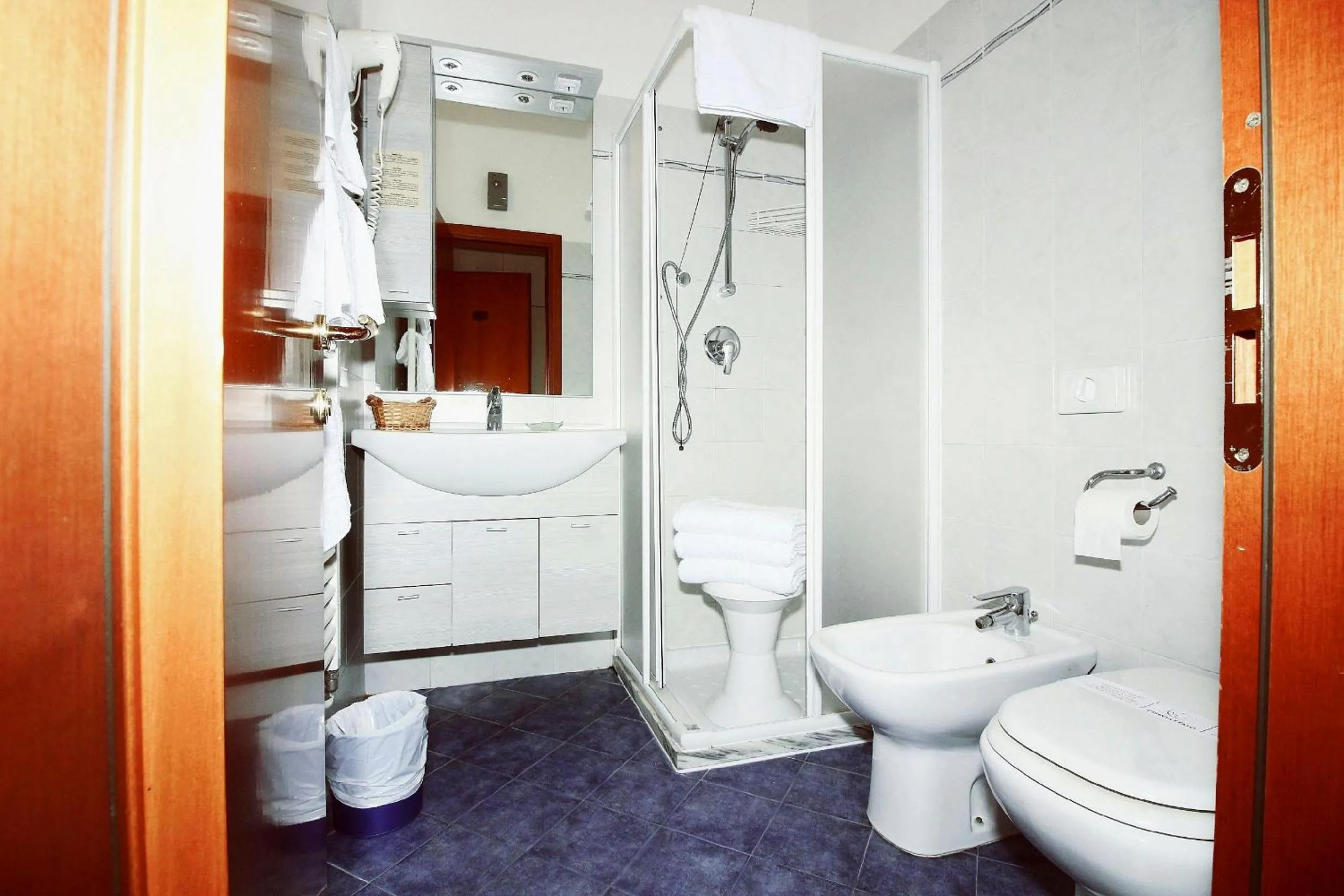 Bathroom in Hotel Siesta