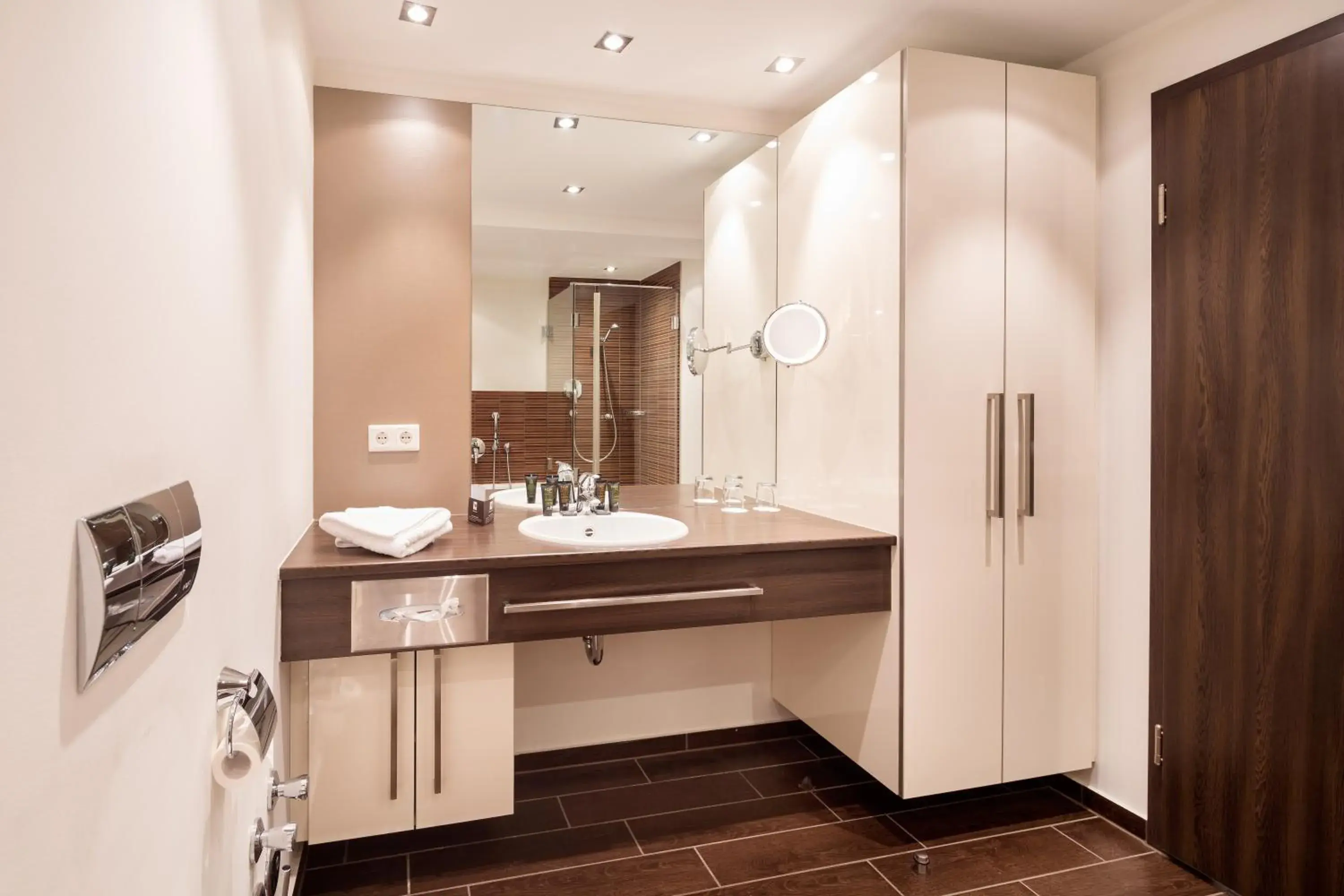 Double Room in Bergmann Boardinghouse Osnabrück Double Room in Bergmann Boardinghouse Osnabrück